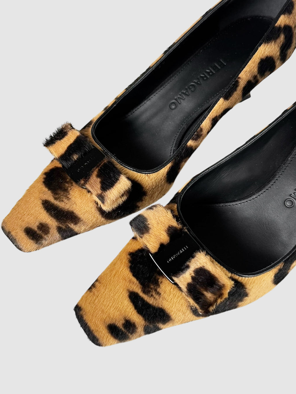 Siwar Leopard Print Pumps