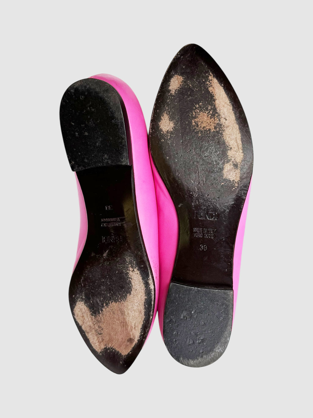 FF Plaque Leather Ballerina Flats