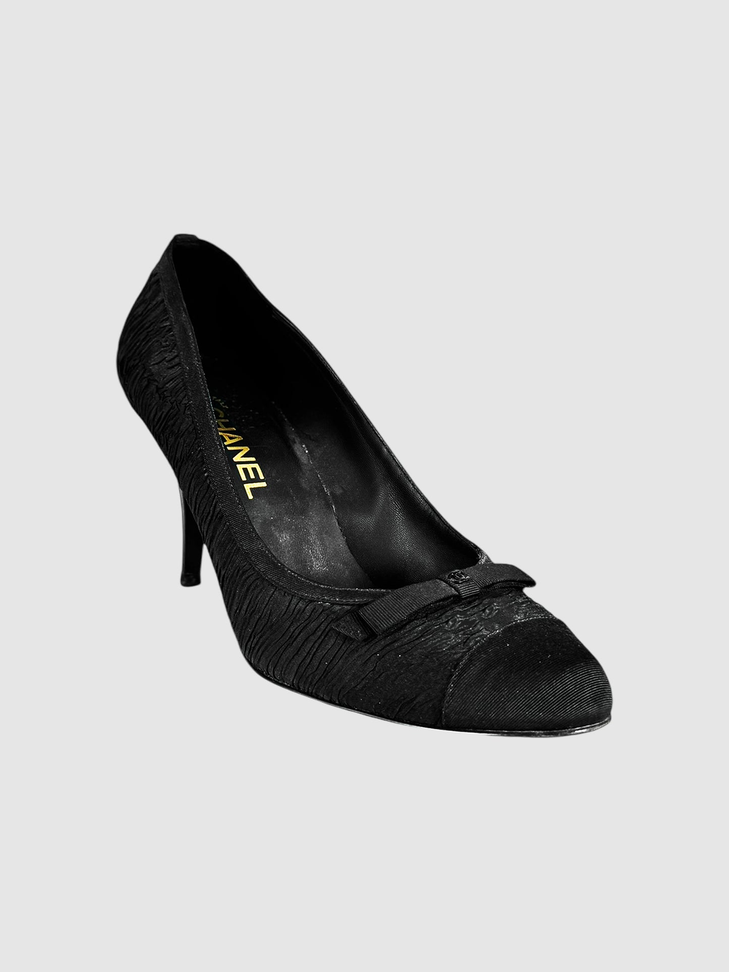 Crinkled Silk Lifted Heel Pumps - Size 39.5