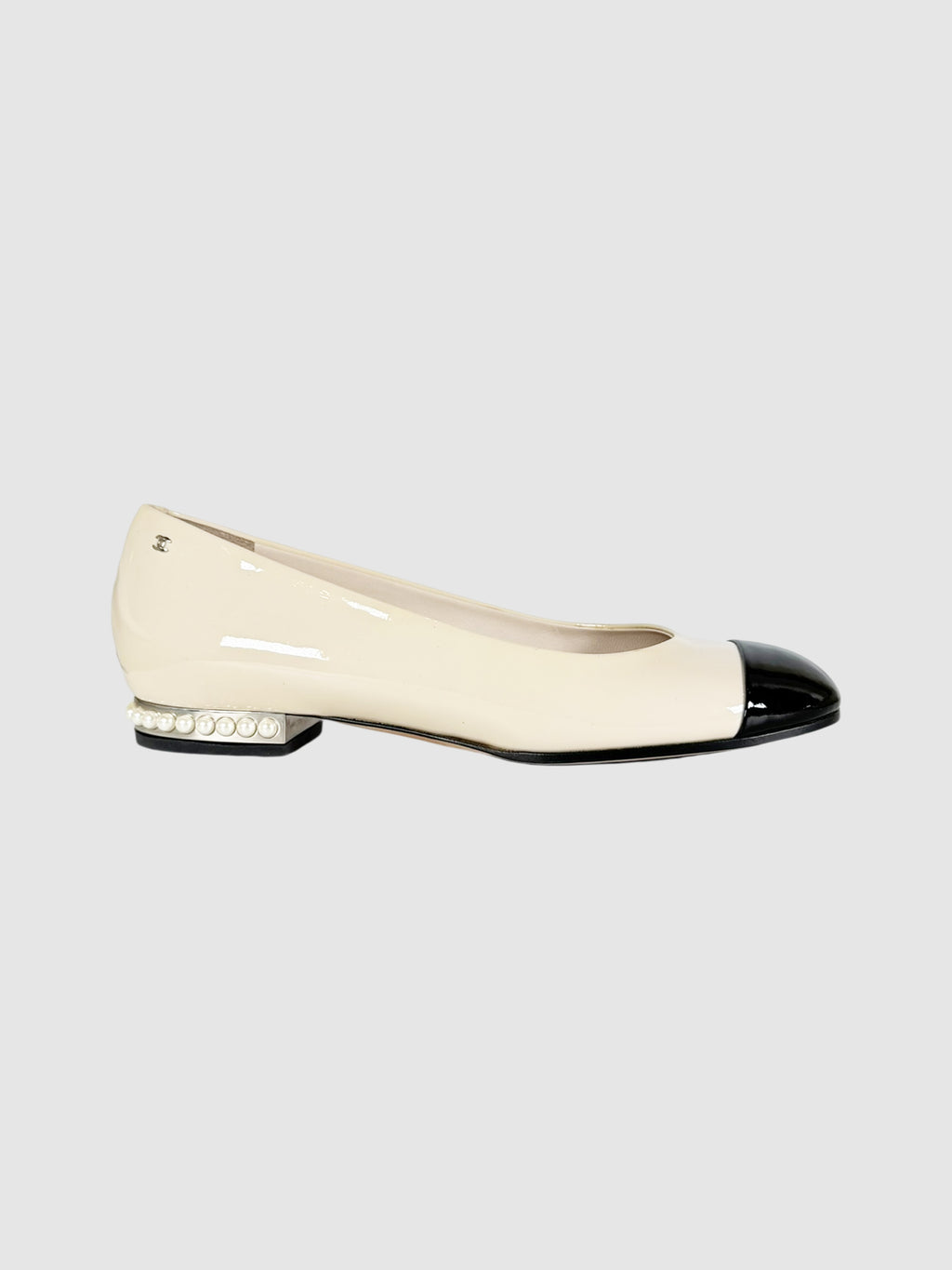Chanel Cream and Black Cap Toe Patent Leather CC Ballerina Flats with Faux Pearl Embellishments on Heel, Size 37 luxury designer resale consignment toronto canada secondhand