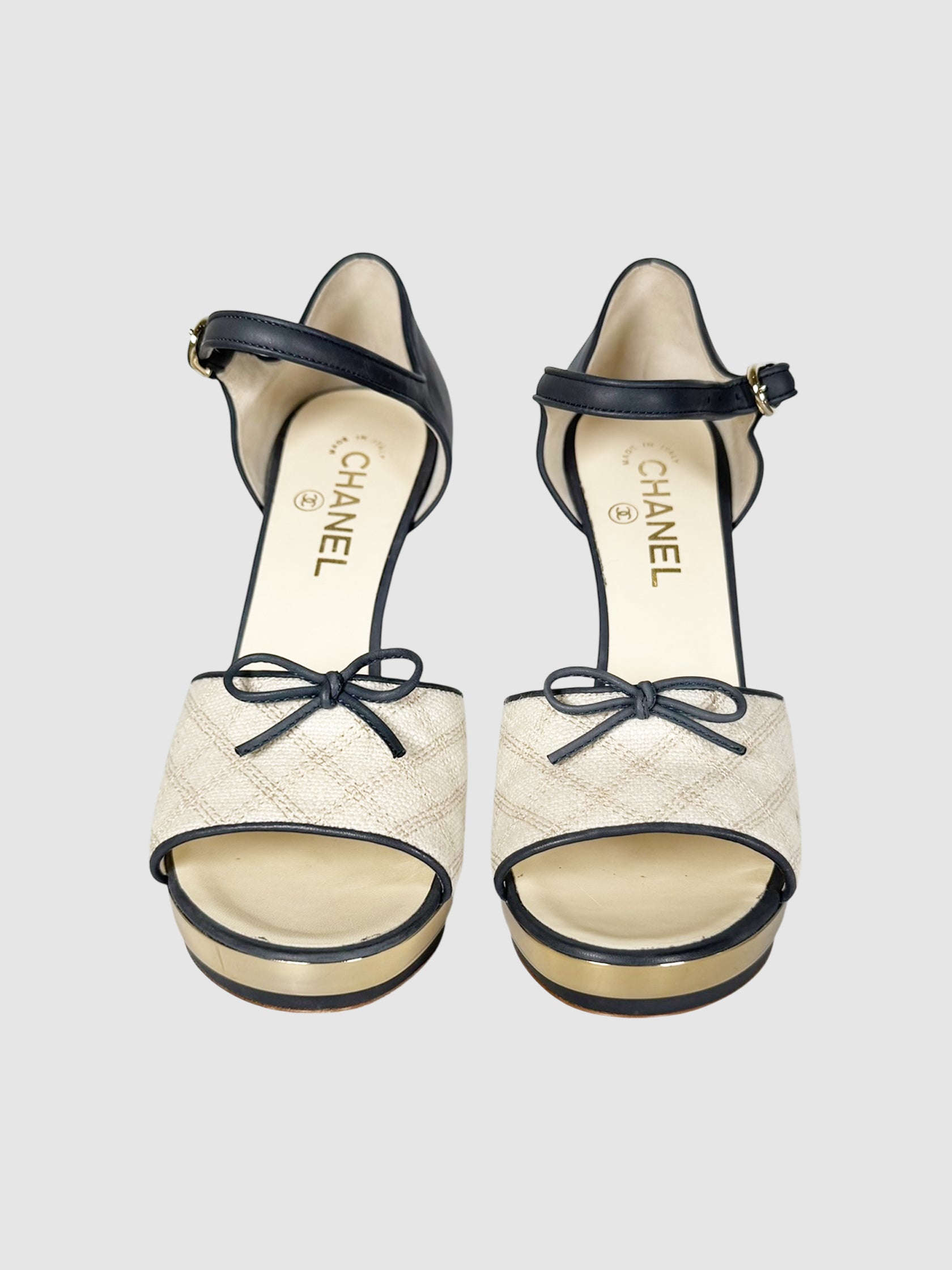 2014 Checkered Platform Pumps