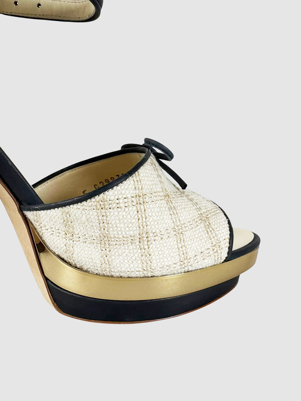 2014 Checkered Platform Pumps