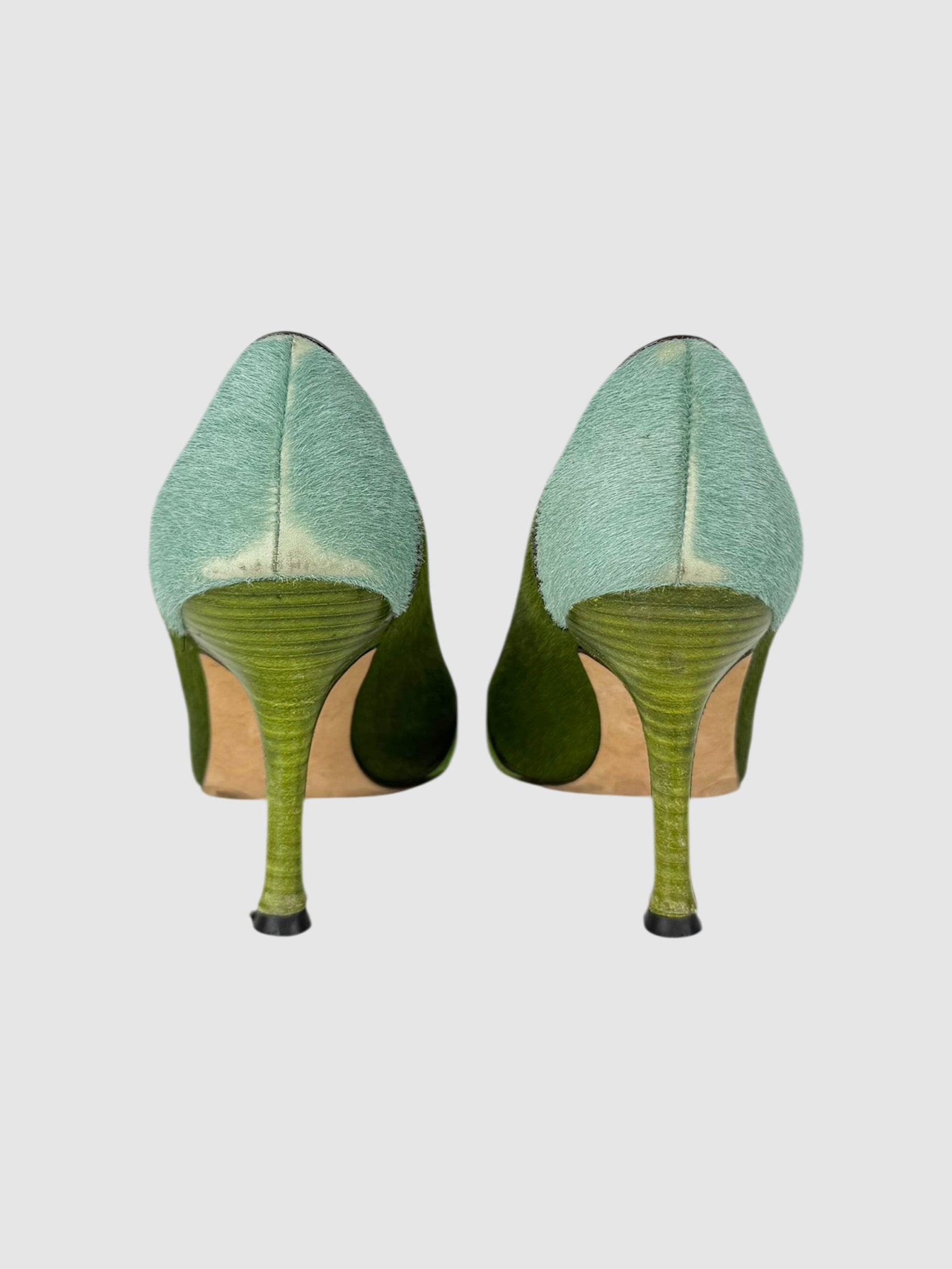 Ponyhair Stripe Pumps
