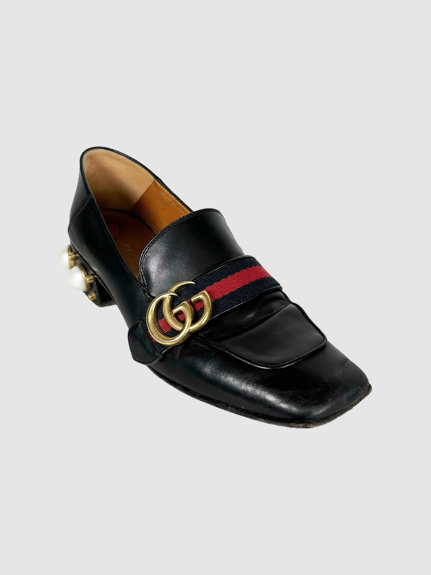 Gucci Faux Pearl Leather Loafers - Size 37.5