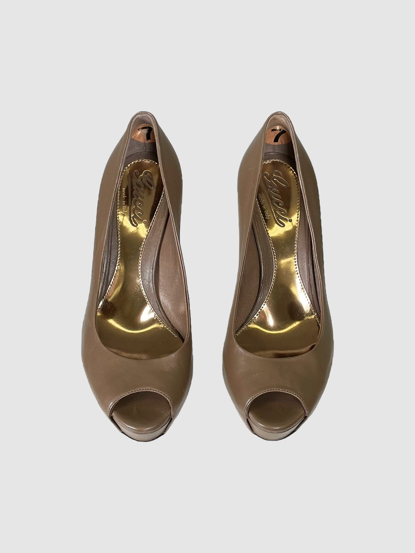 Gucci Leather Peep-Toe Pumps - Size 37