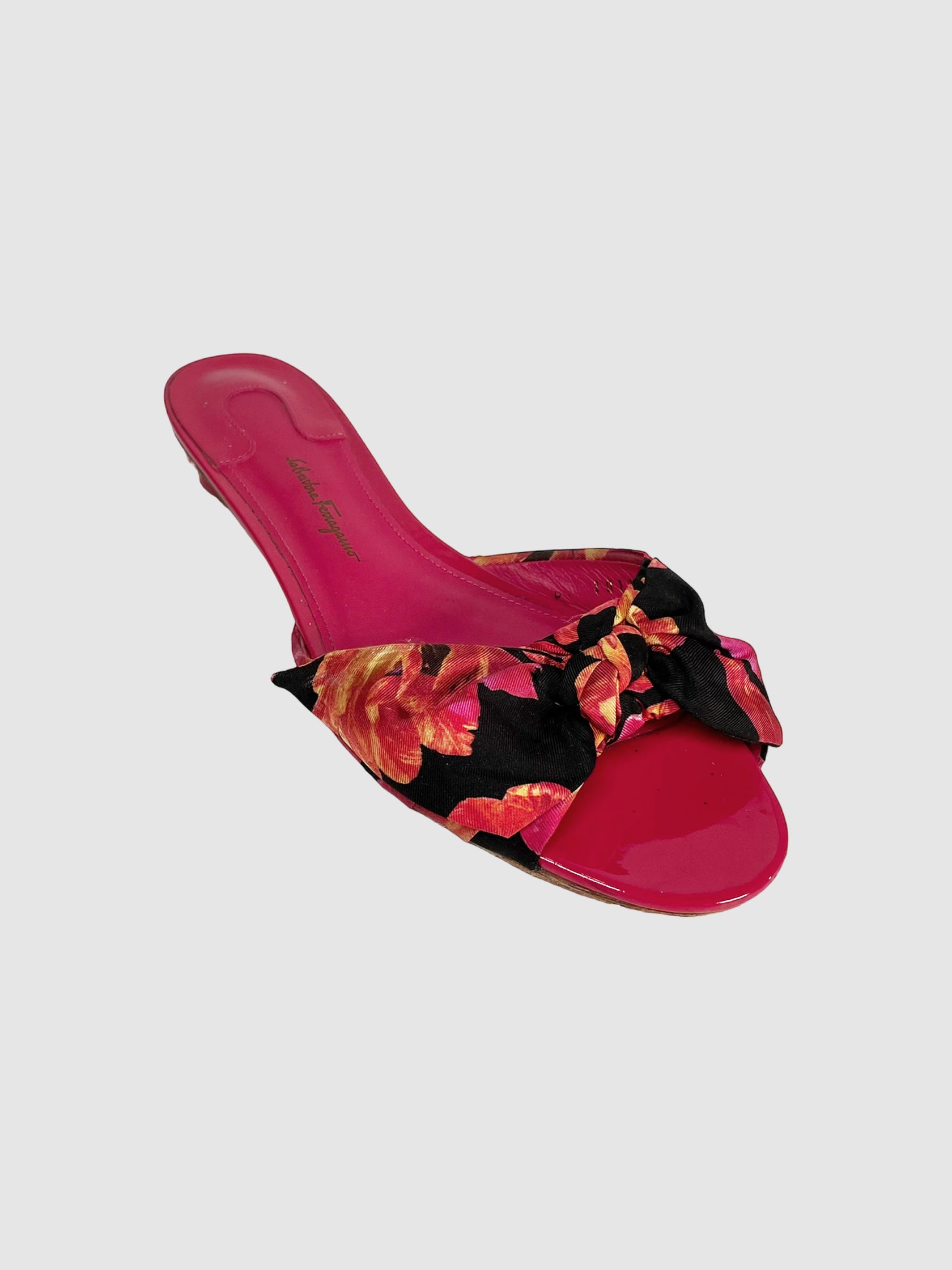 Salvatore Ferragamo 'Chianni' Floral Print Silk Slide Sandals - Size 7