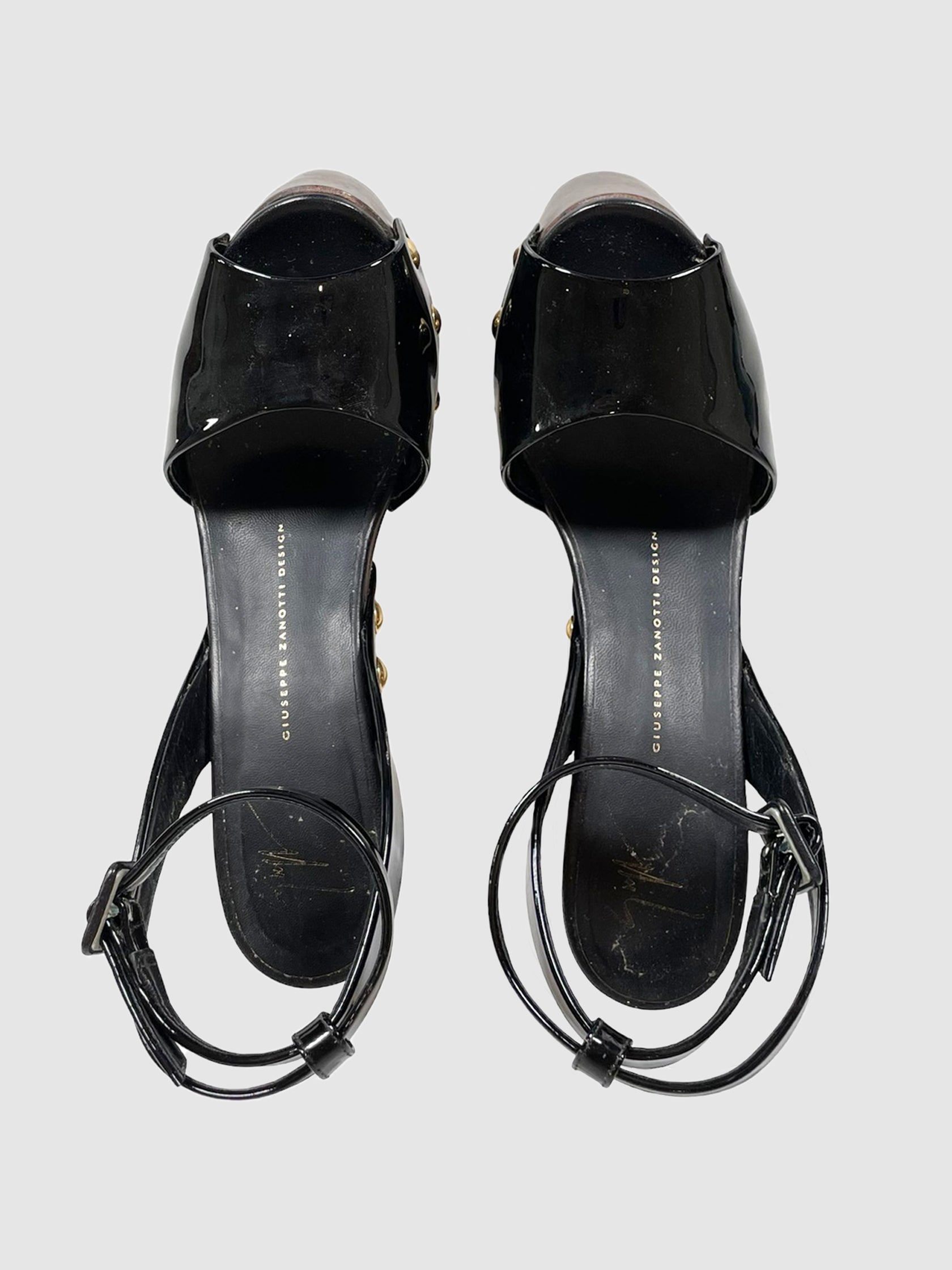 Giuseppe Zanotti Patent Leather Pumps with Wooden Platform - Size 39
