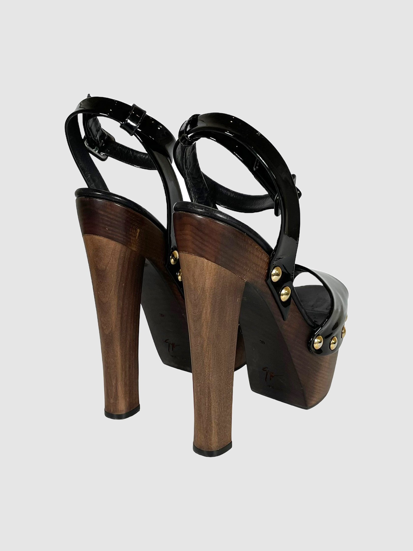 Giuseppe Zanotti Patent Leather Pumps with Wooden Platform - Size 39