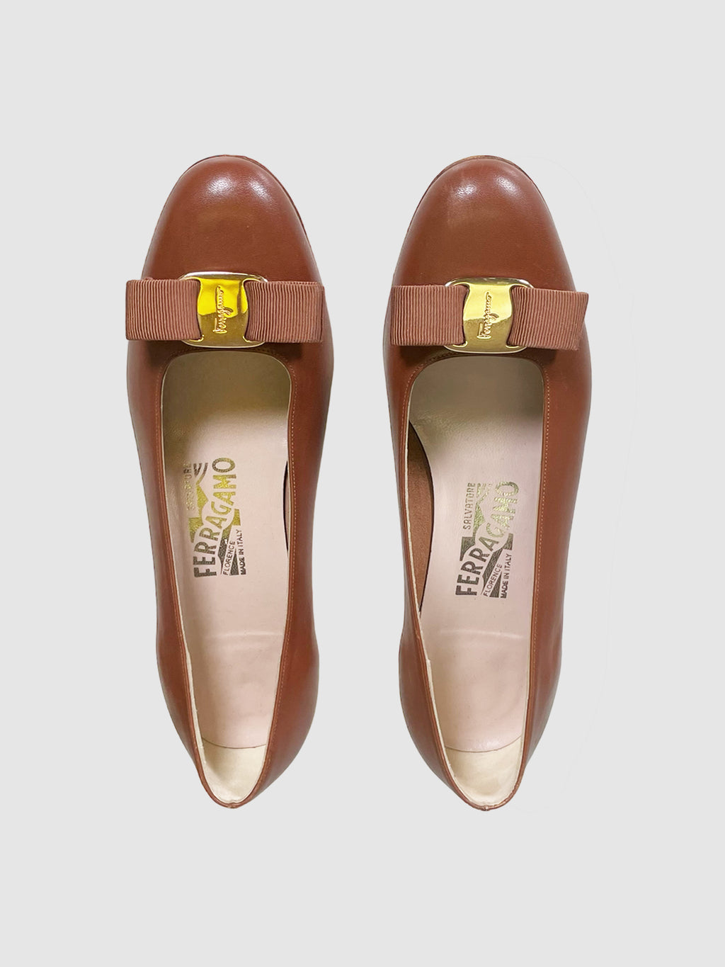 Salvatore Ferragamo Leather Pumps - Size 8.5