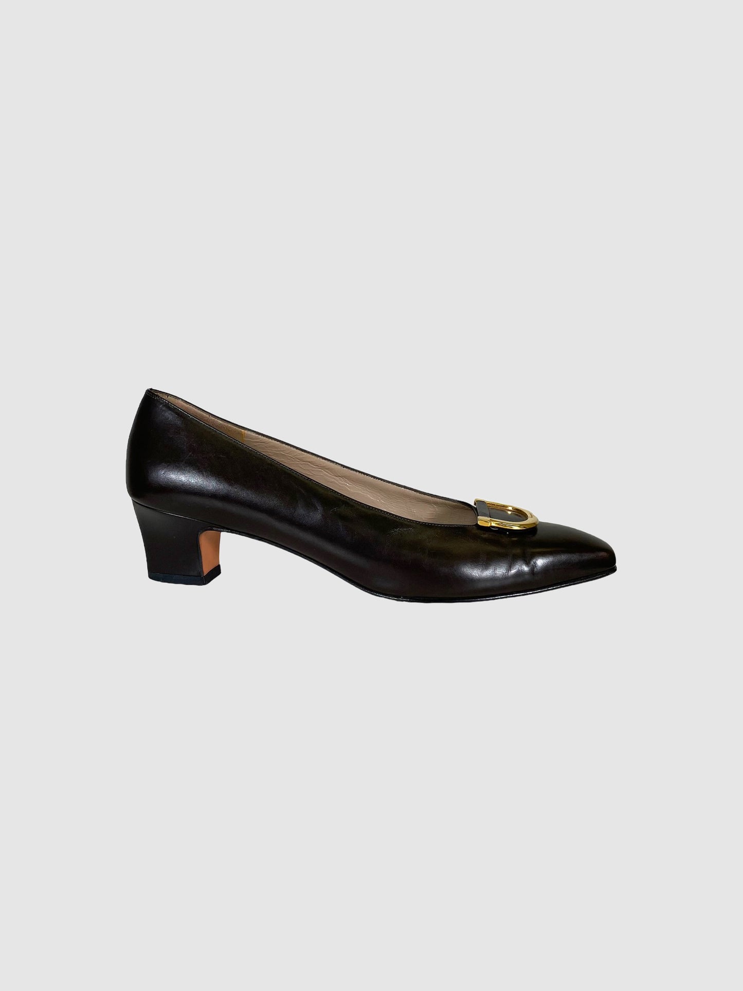 Salvatore Ferragamo Leather Pumps with Horseshoe Accent - Size 7.5