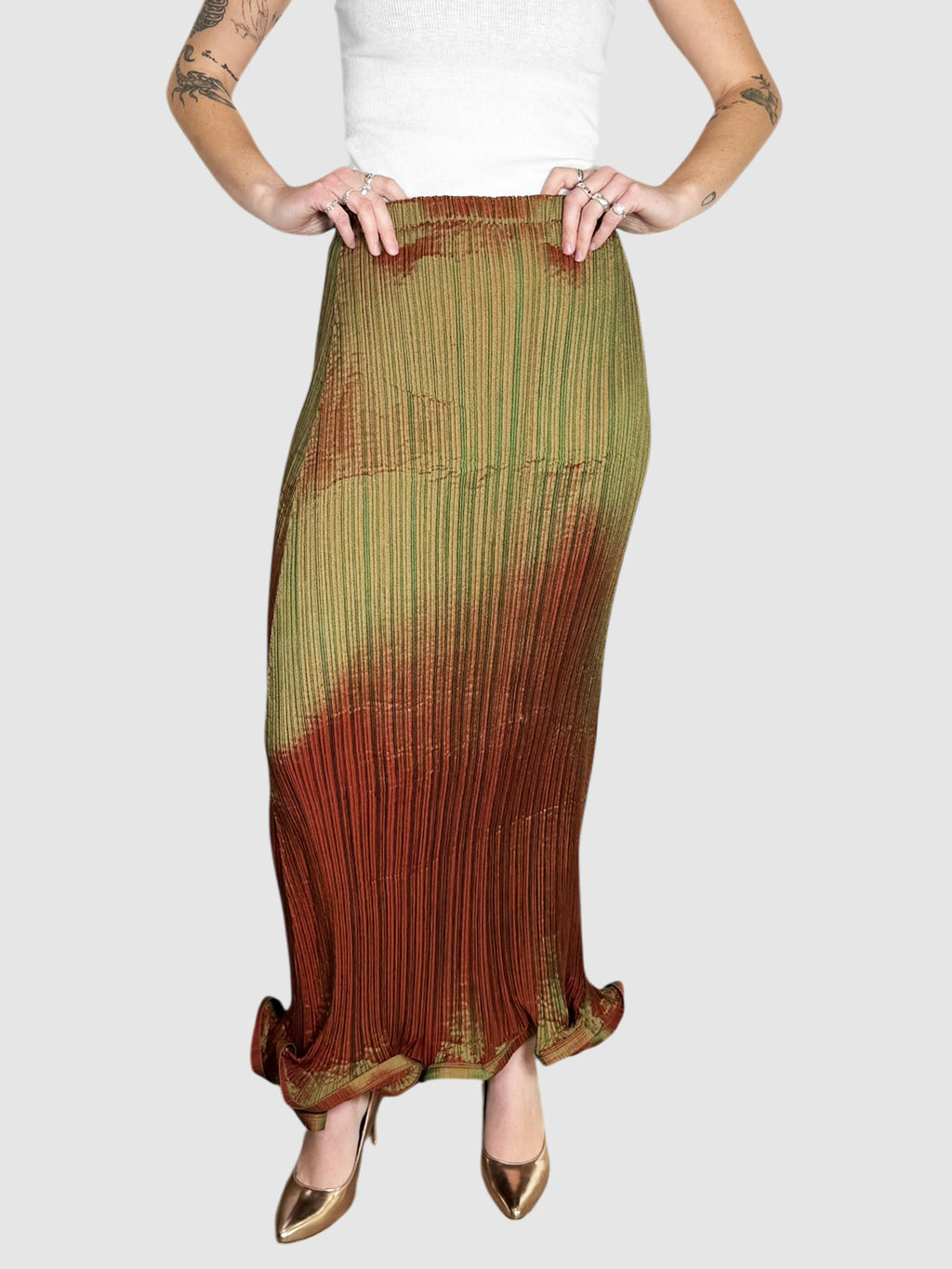 Metallic Pleated Skirt