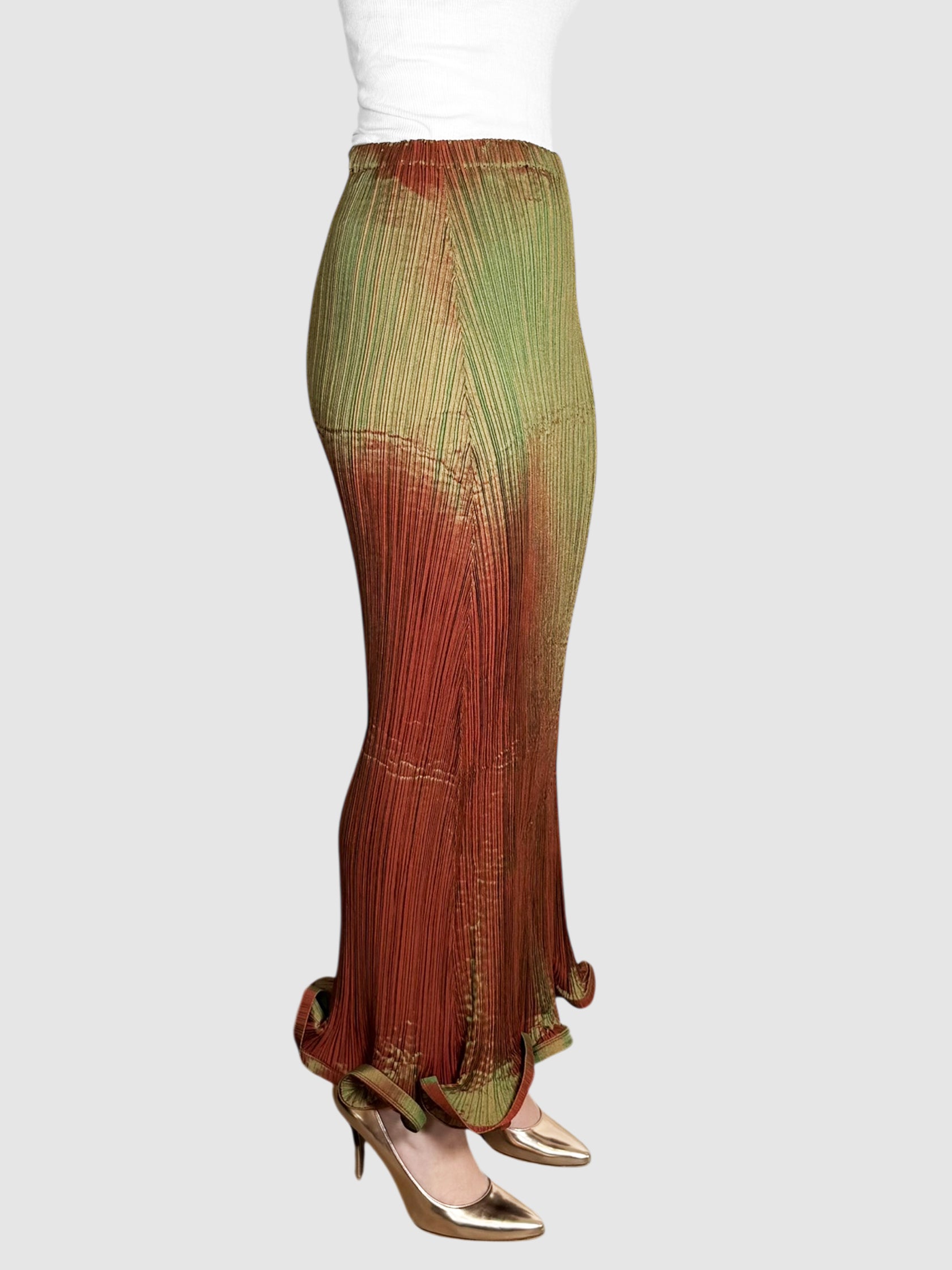 Metallic Pleated Skirt