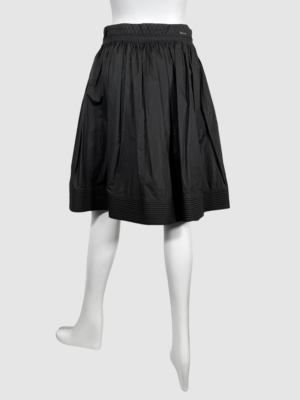 Gathered Knee Length Skirt - Size 42