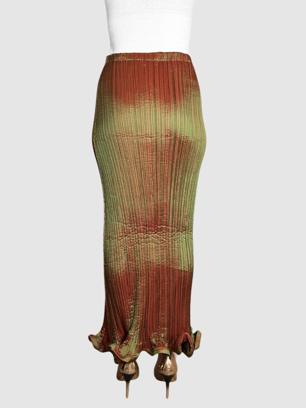 Metallic Pleated Skirt