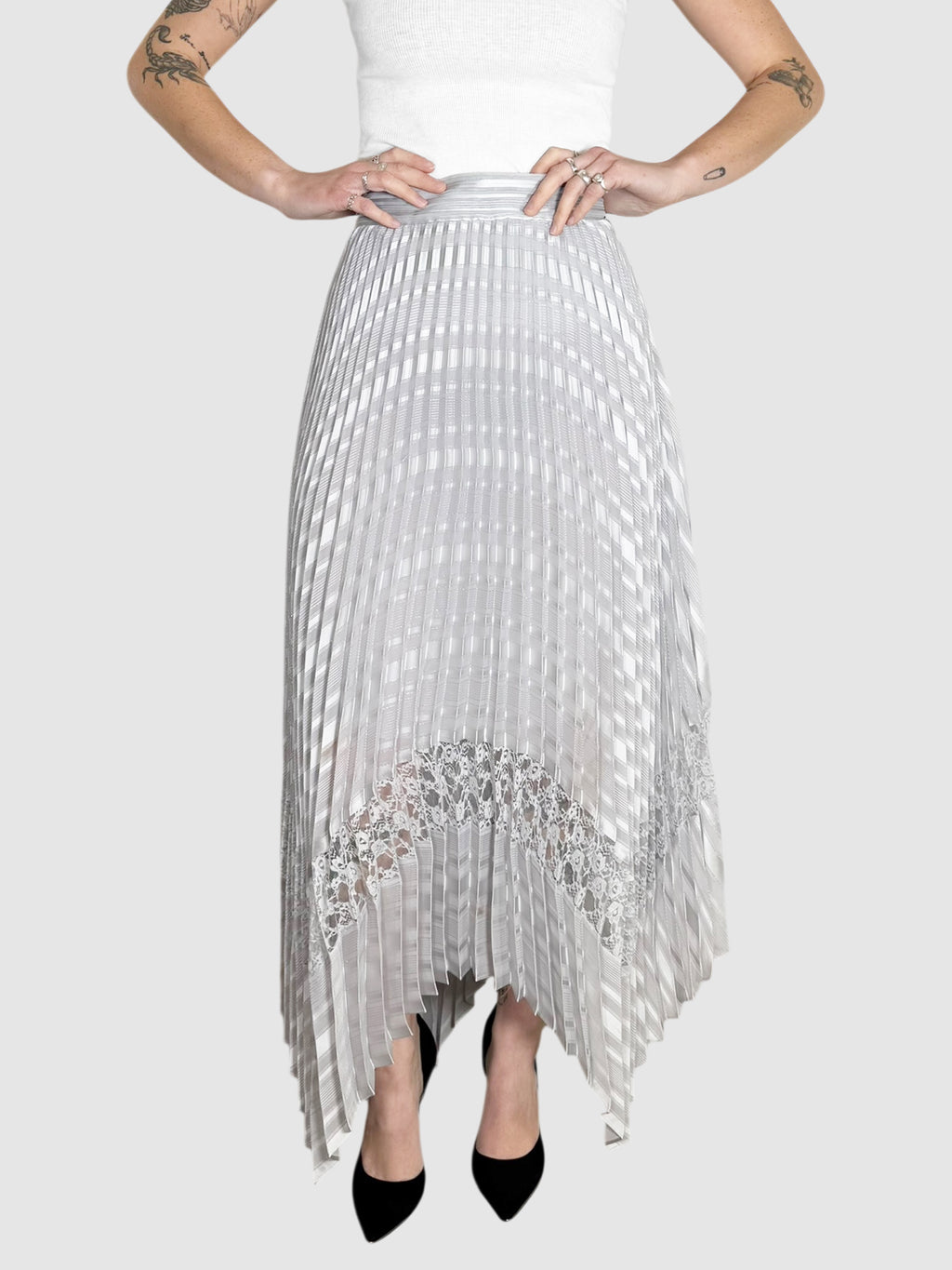 Lace Pleated Skirt