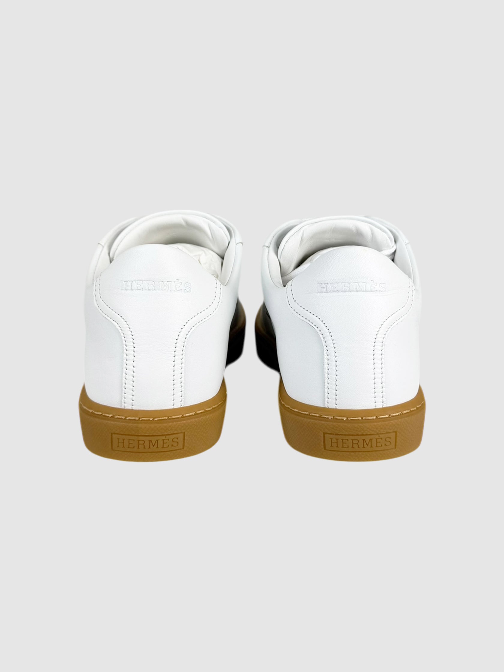 Advantage Leather Sneakers