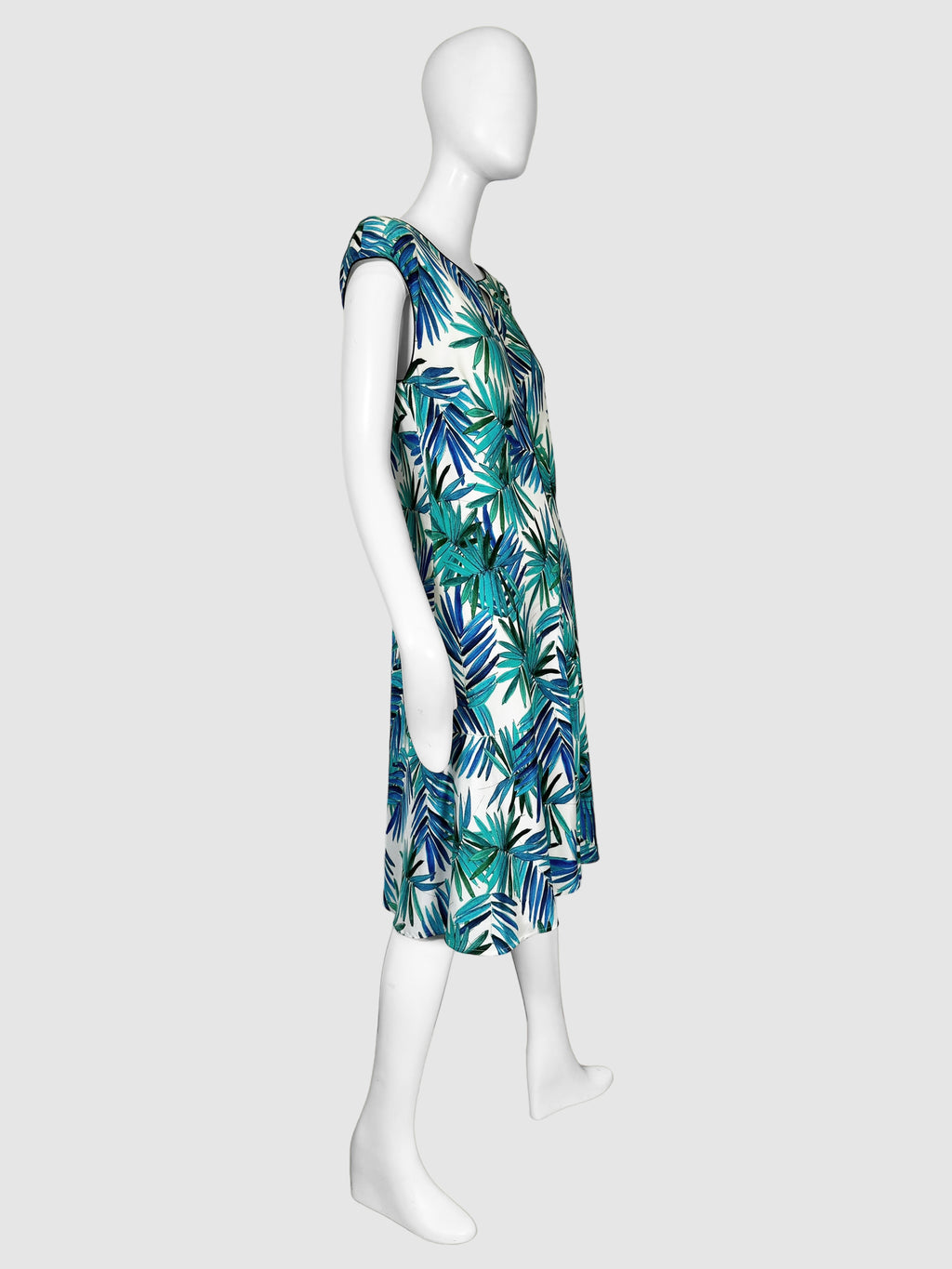 Leaf Print Short Sleeve Dress - Size 10