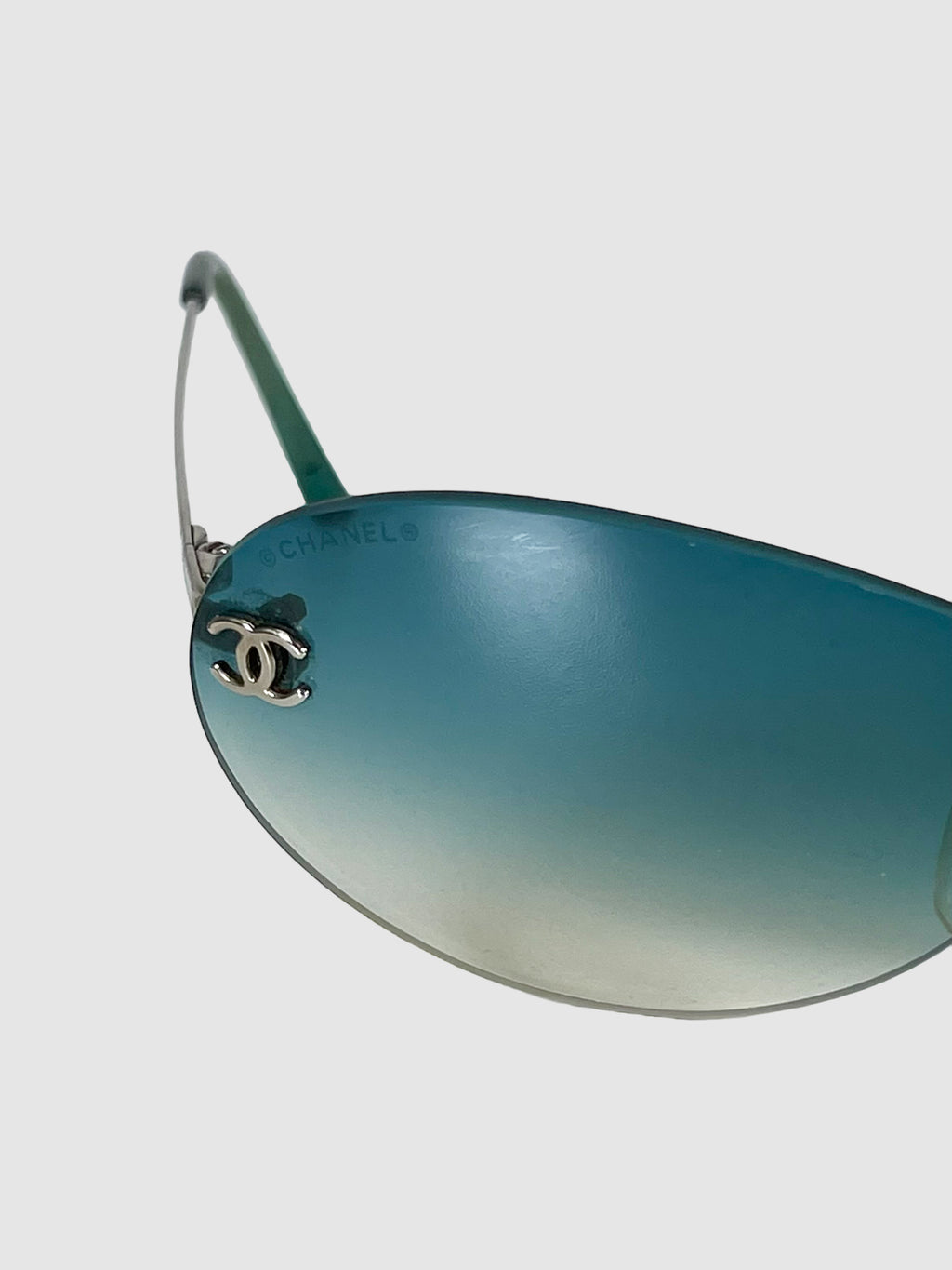 Oval Rimless Sunglasses