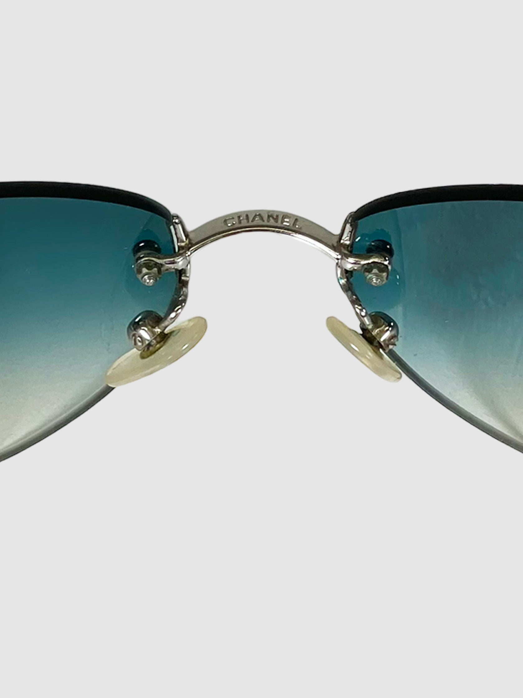 Oval Rimless Sunglasses