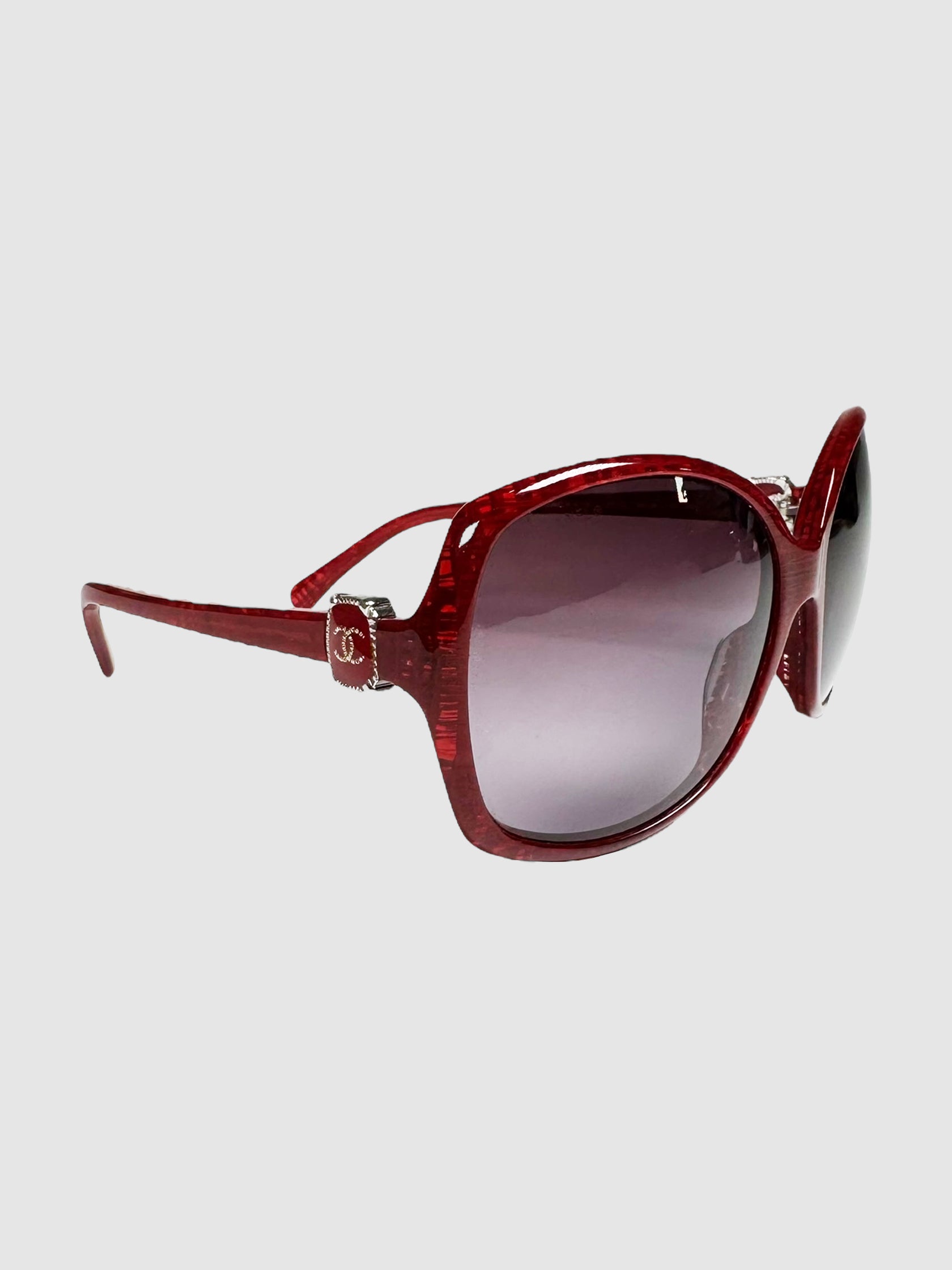 Chanel Red Oversized CC Square Sunglasses 5174 Luxury Designer Resale Consignment Toronto Secondhand