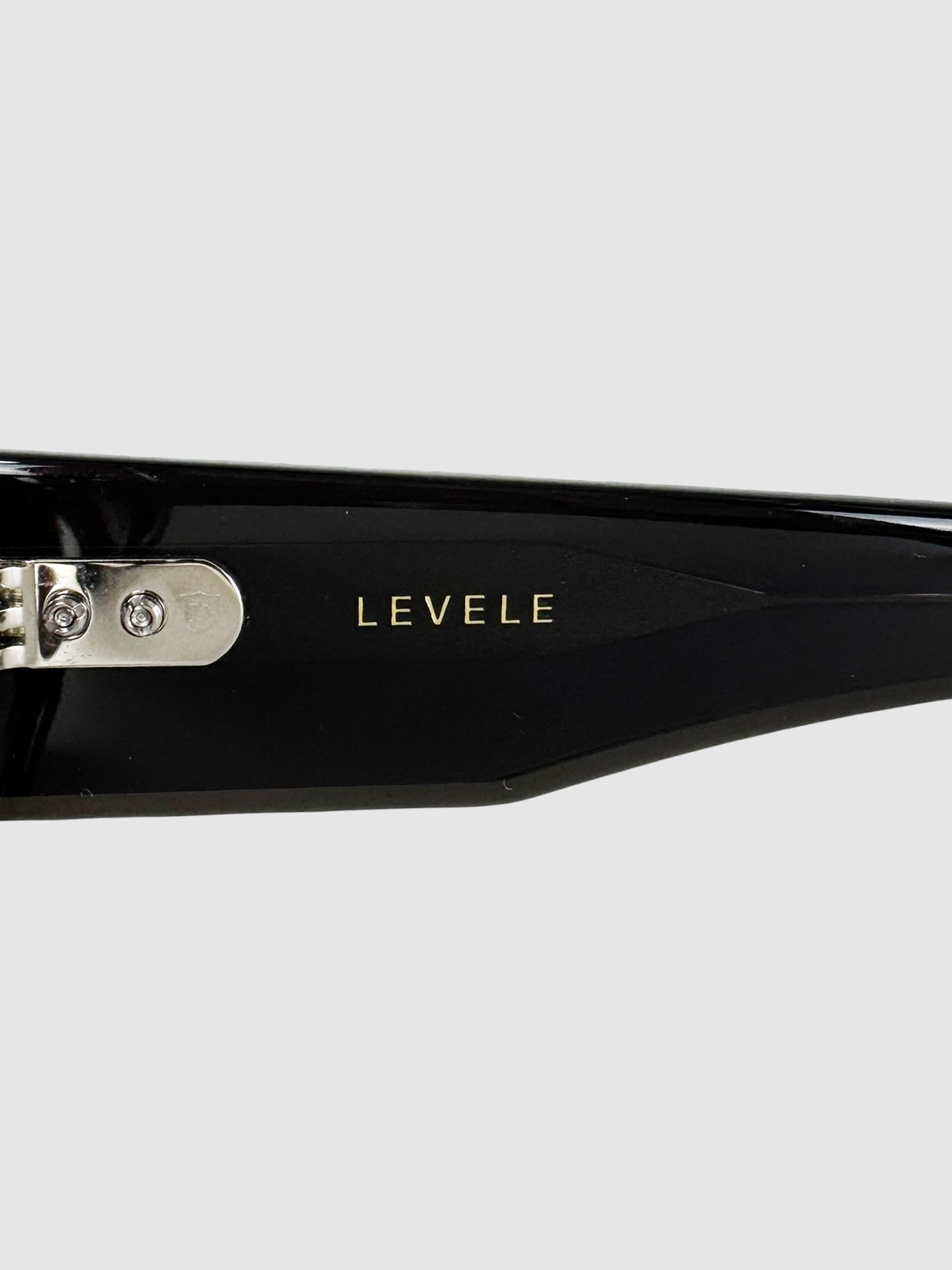 Levele Square Sunglasses