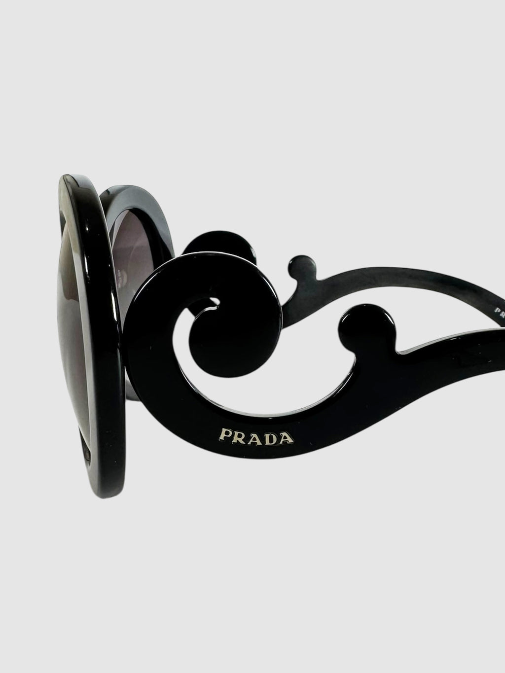 Baroque Round Sunglasses