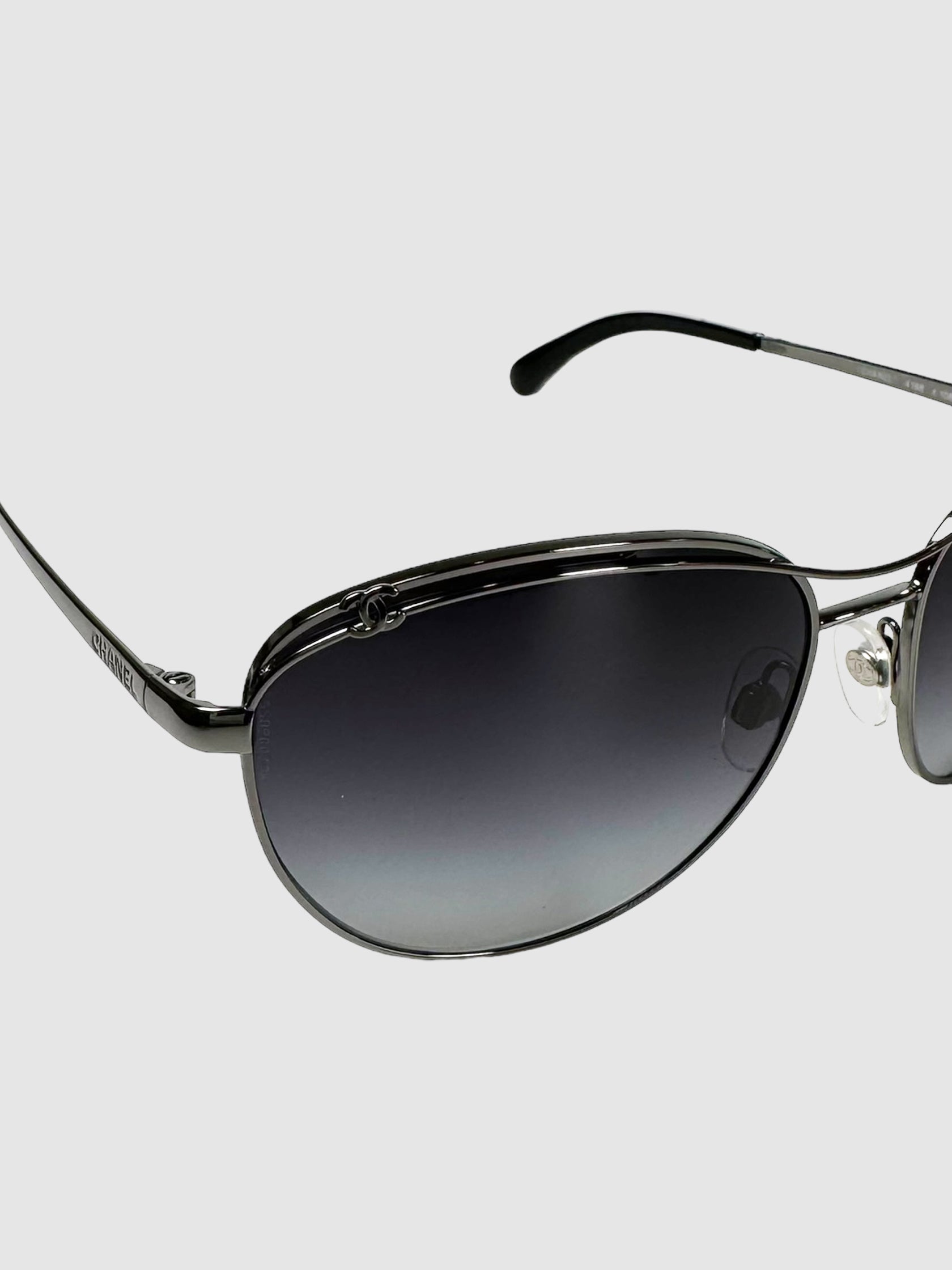 Gradient Tint Aviator Sunglasses