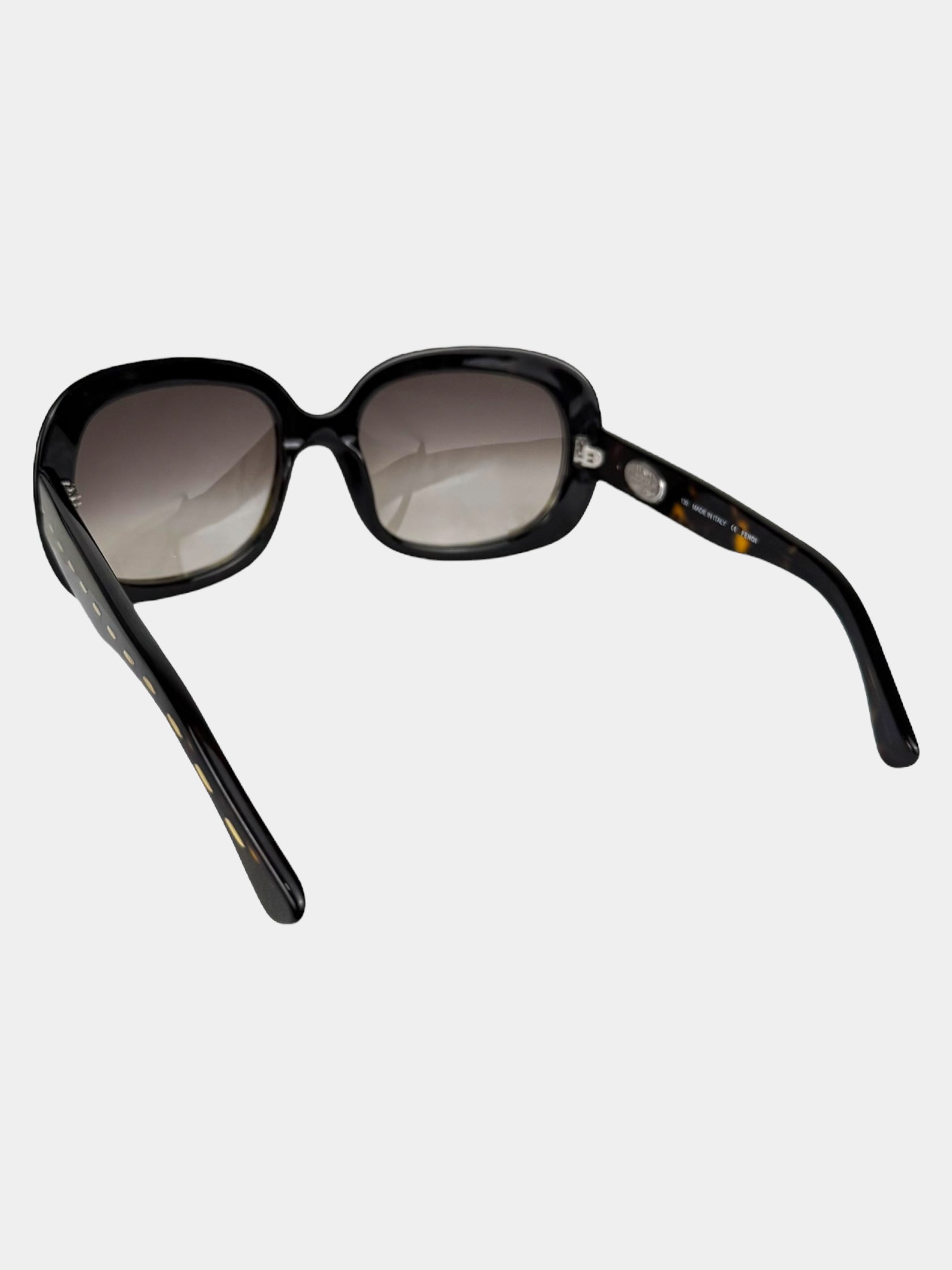 Sellerie Round Sunglasses
