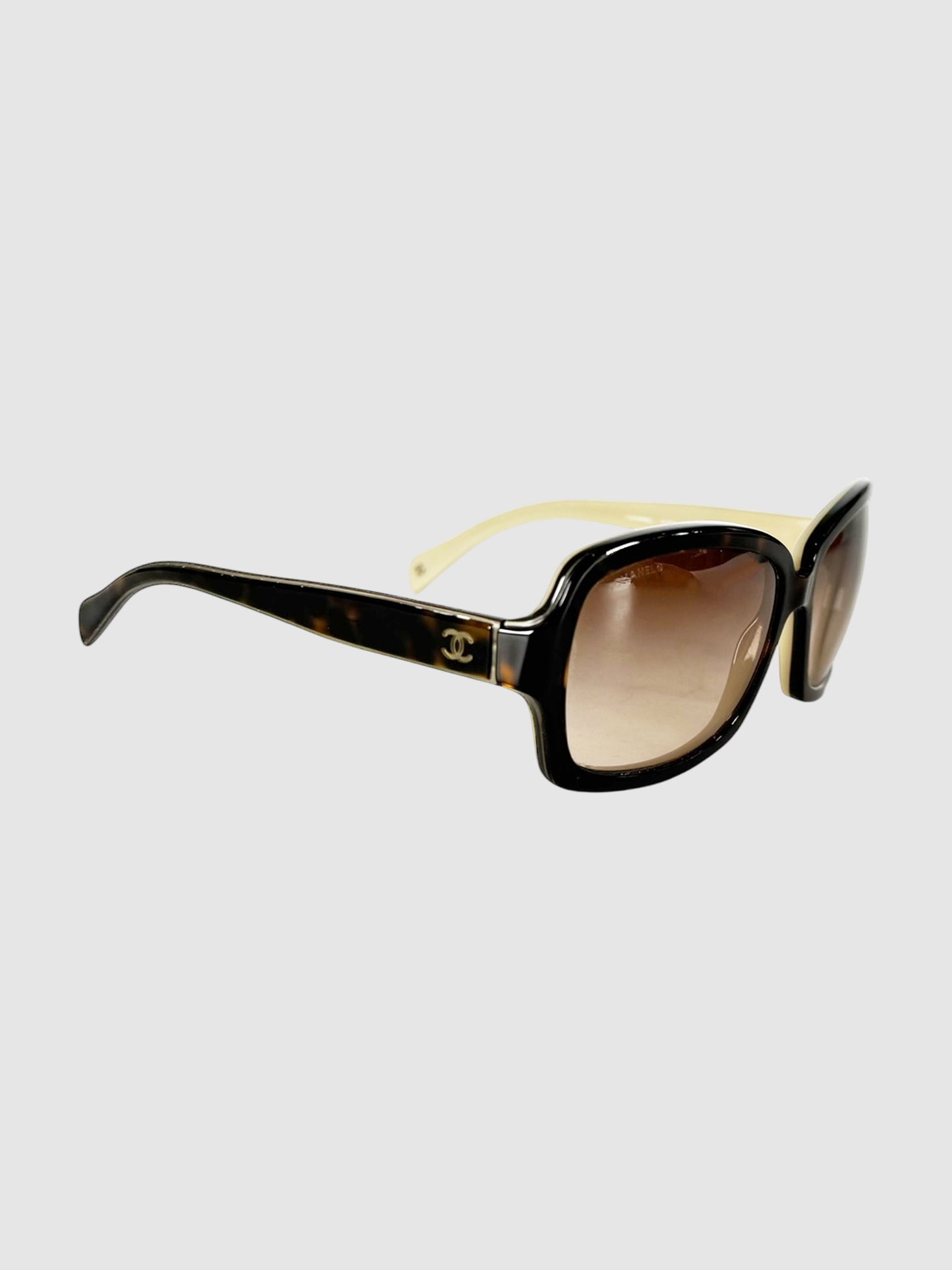 CC Tortoiseshell Square Sunglasses