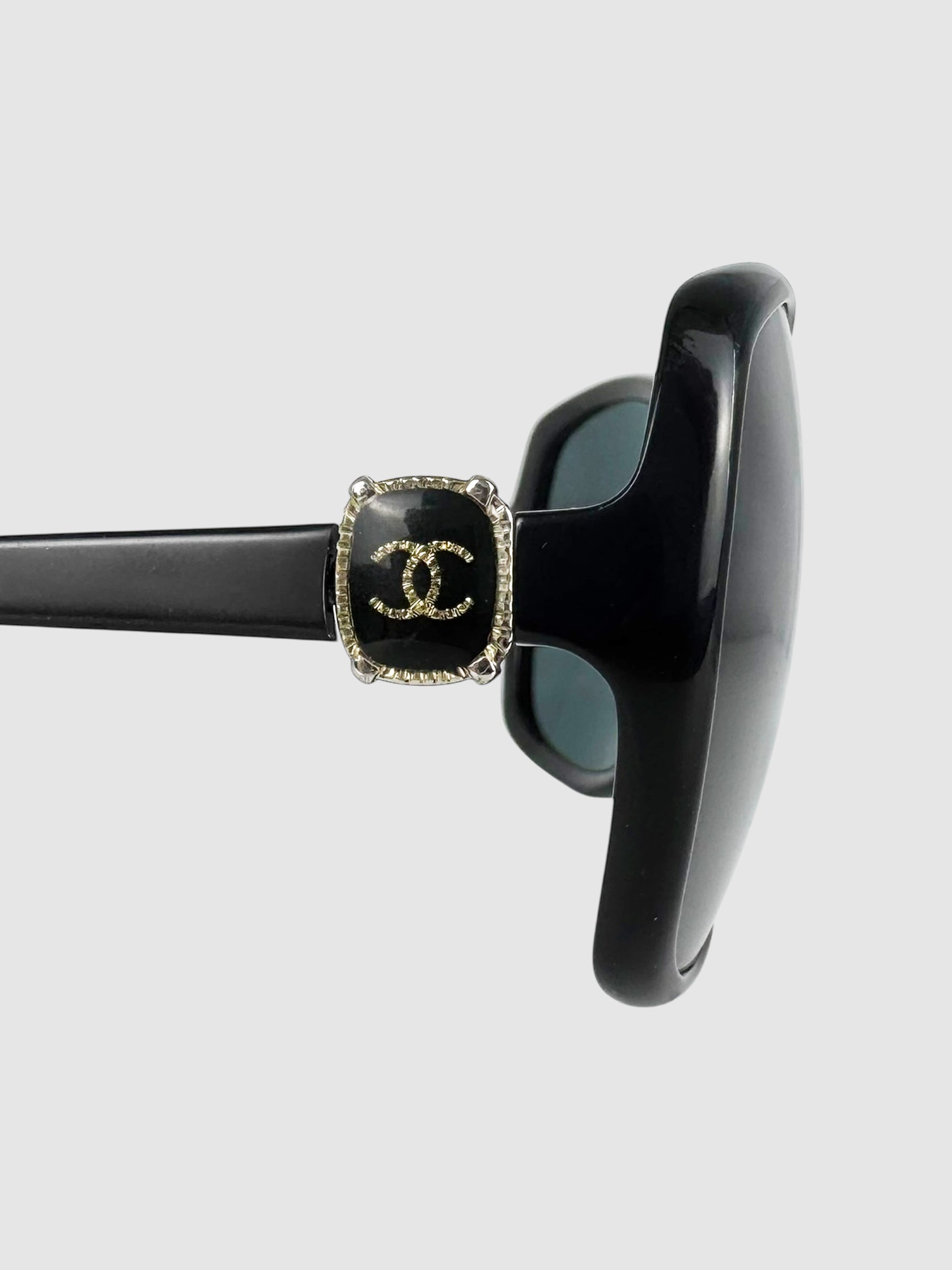 Oversized CC Sunglasses