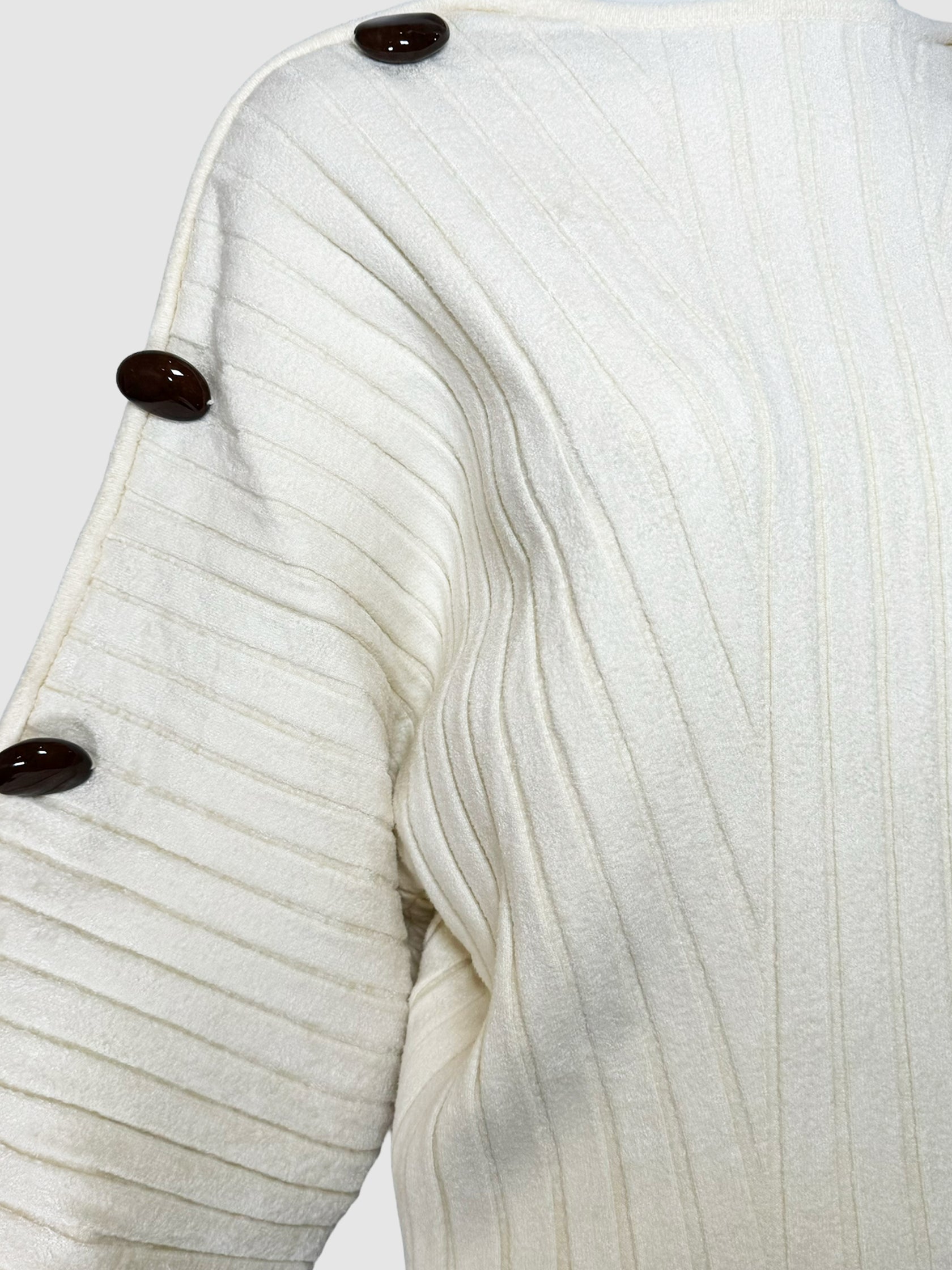 Knit Ribbed Sweater - Size L