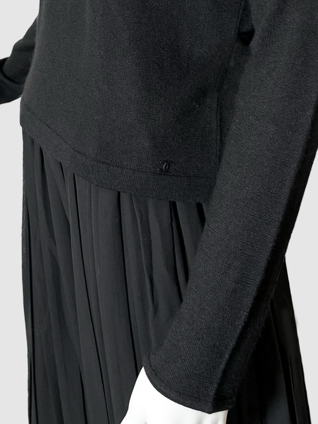 Corded Trim Knit Sweater - Size 42