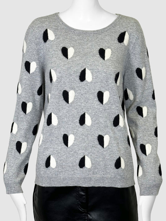 Peck & Peck Grey, Black, and White Heart Patterned Cashmere Sweater