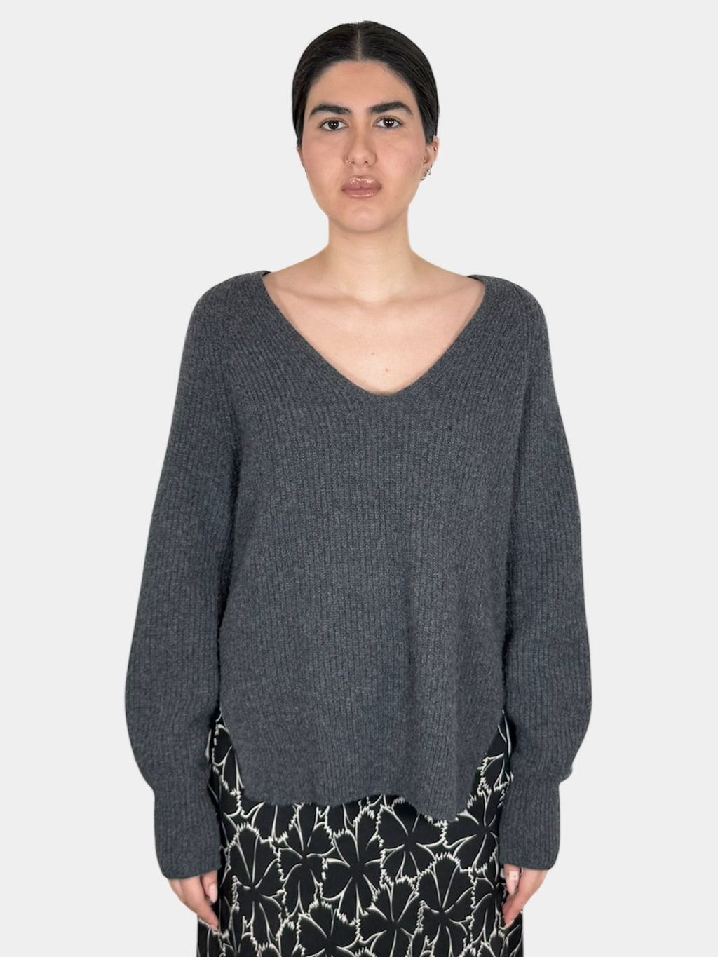 Cashmere V-Neck Sweater - Size L