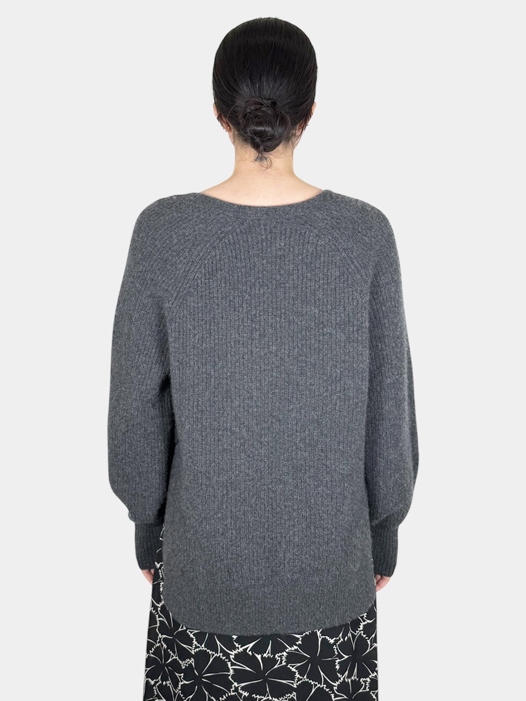 Cashmere V-Neck Sweater - Size L