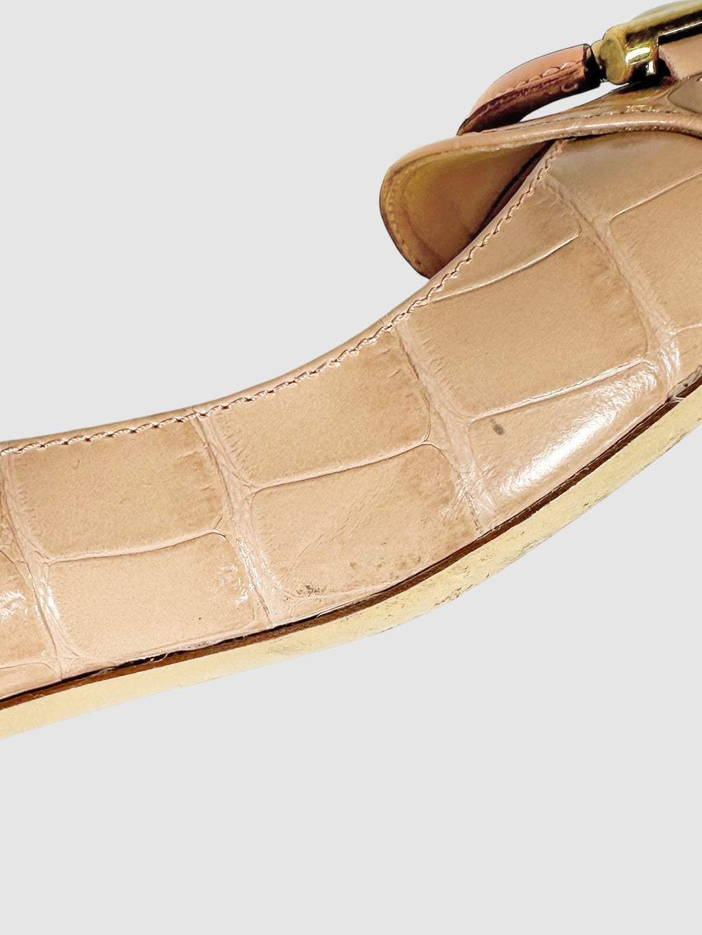 Embossed Leather Pumps