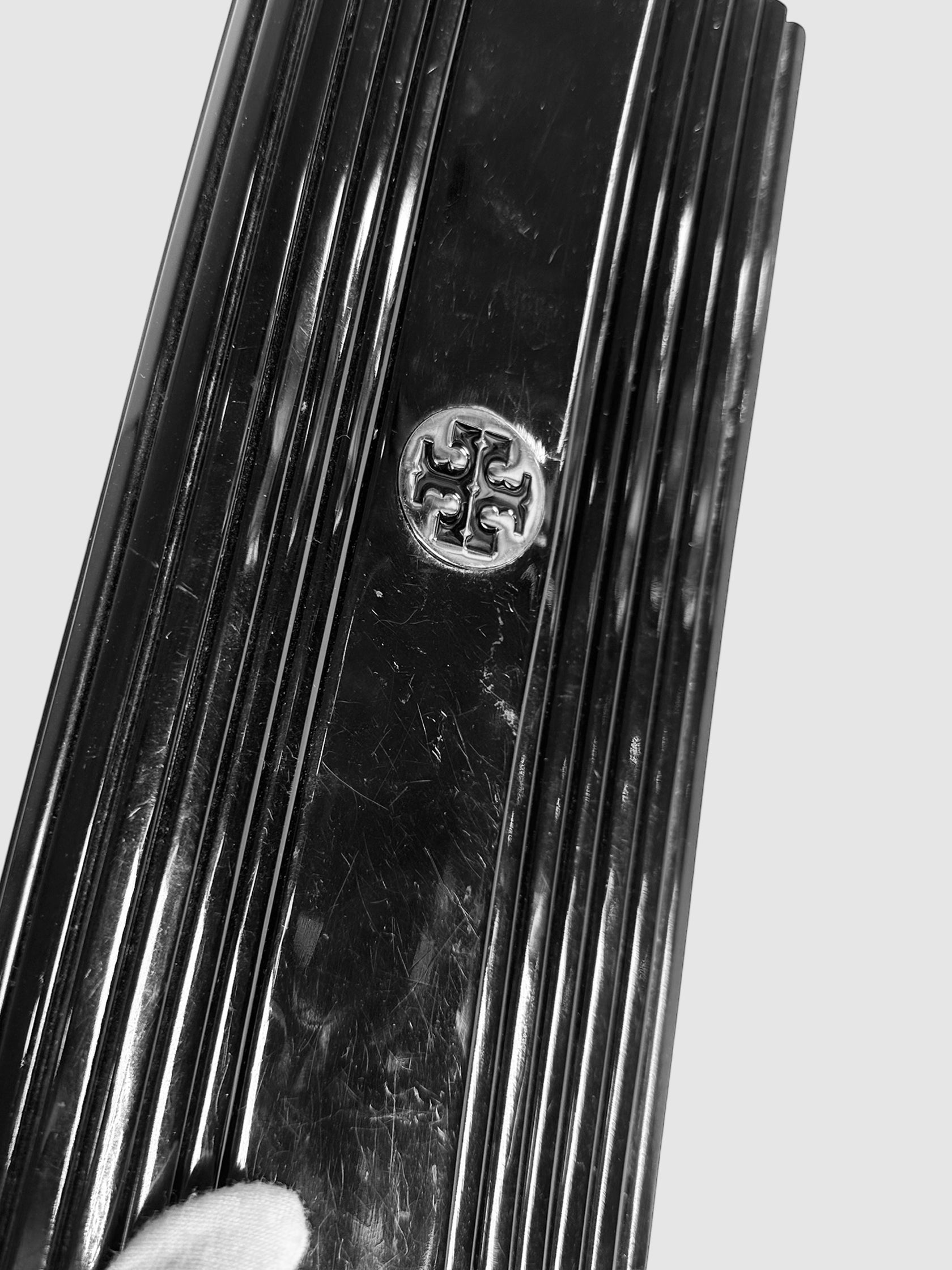 Acrylic Kerry Clutch