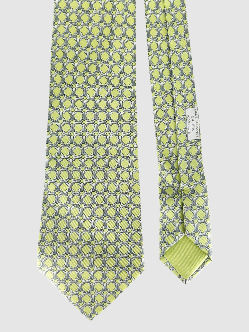 Equestrian Chain Tie