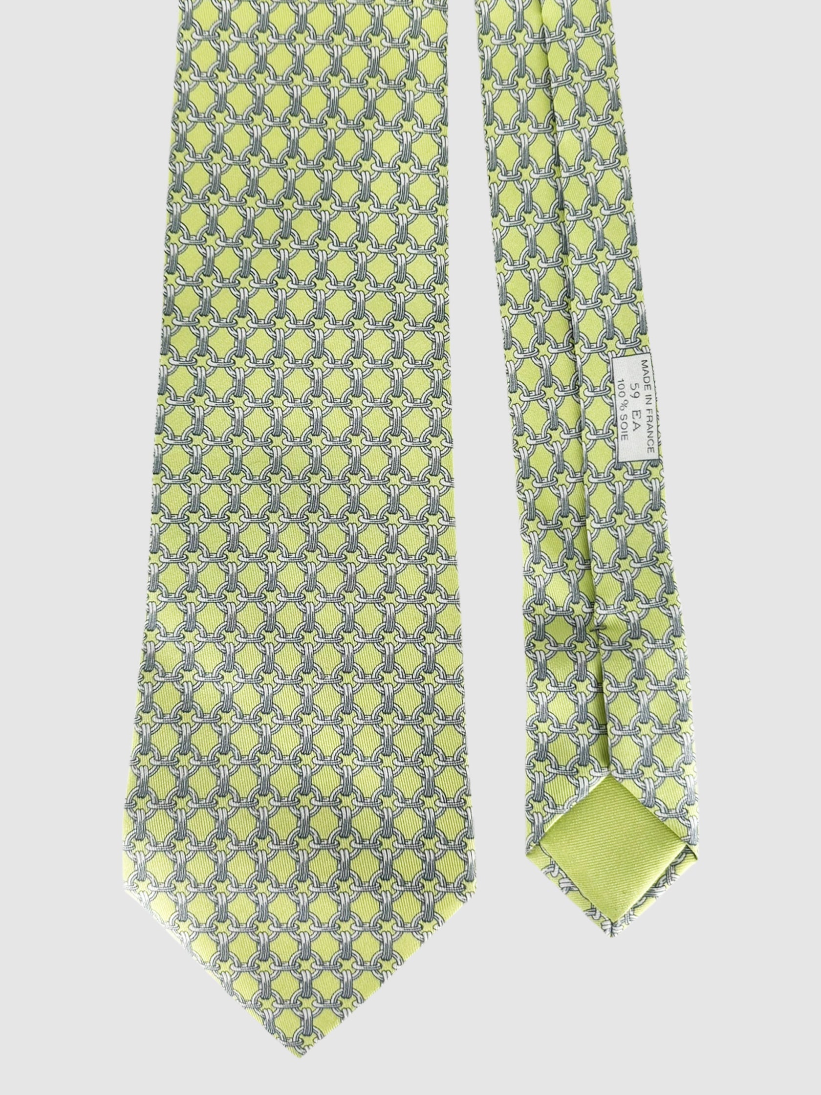 Equestrian Chain Tie