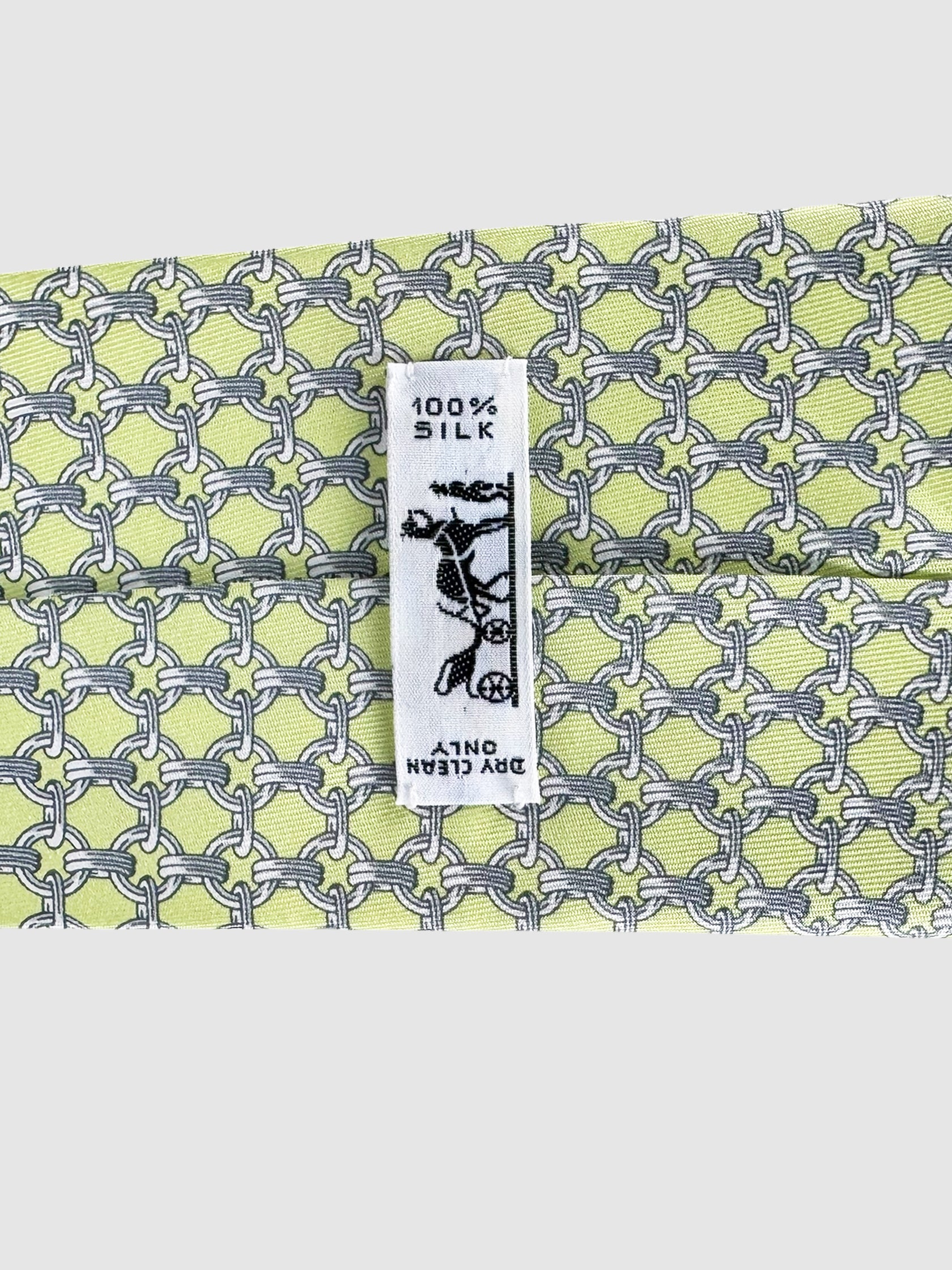 Equestrian Chain Tie