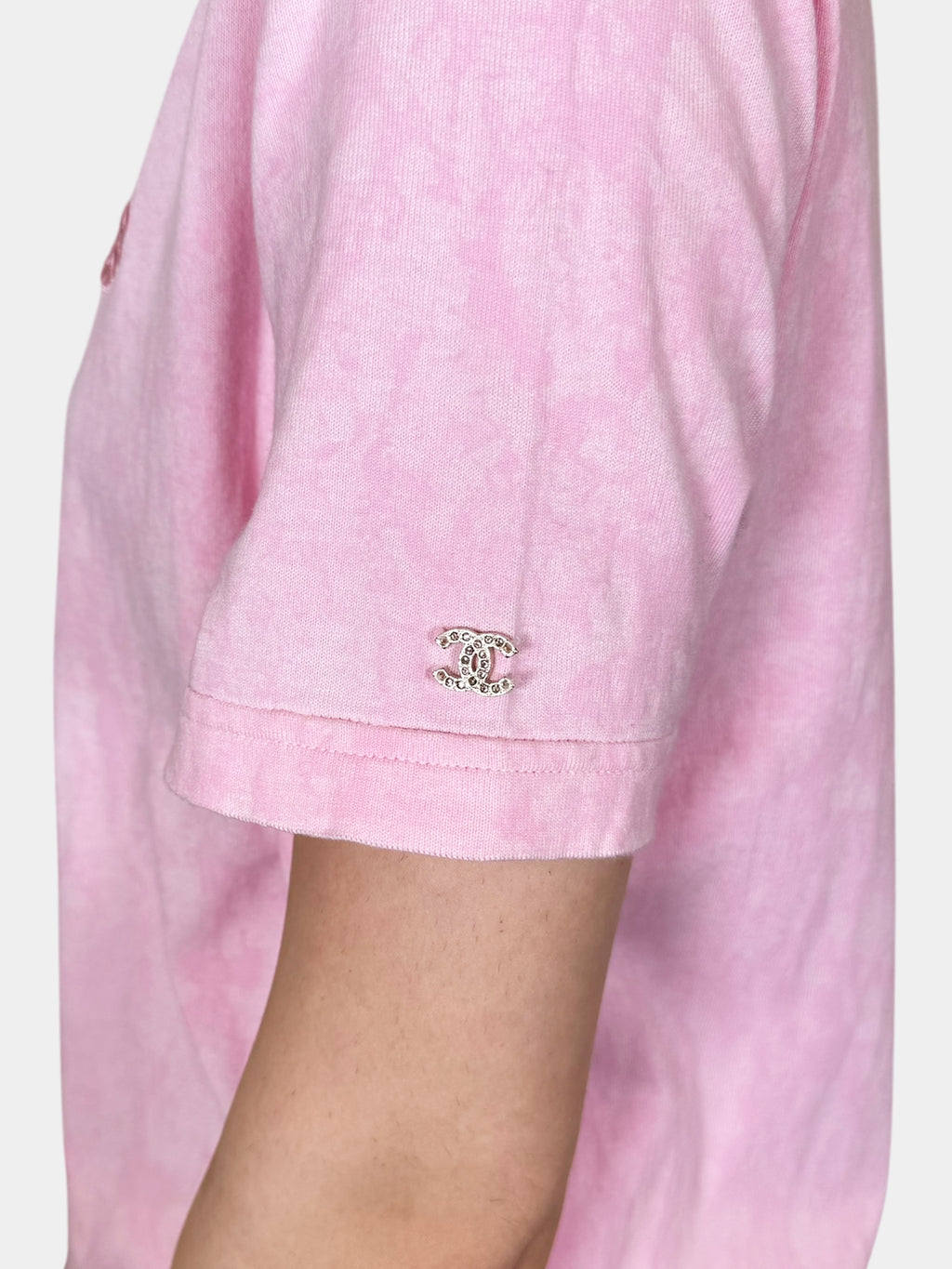 2020 Embroidered Logo Top