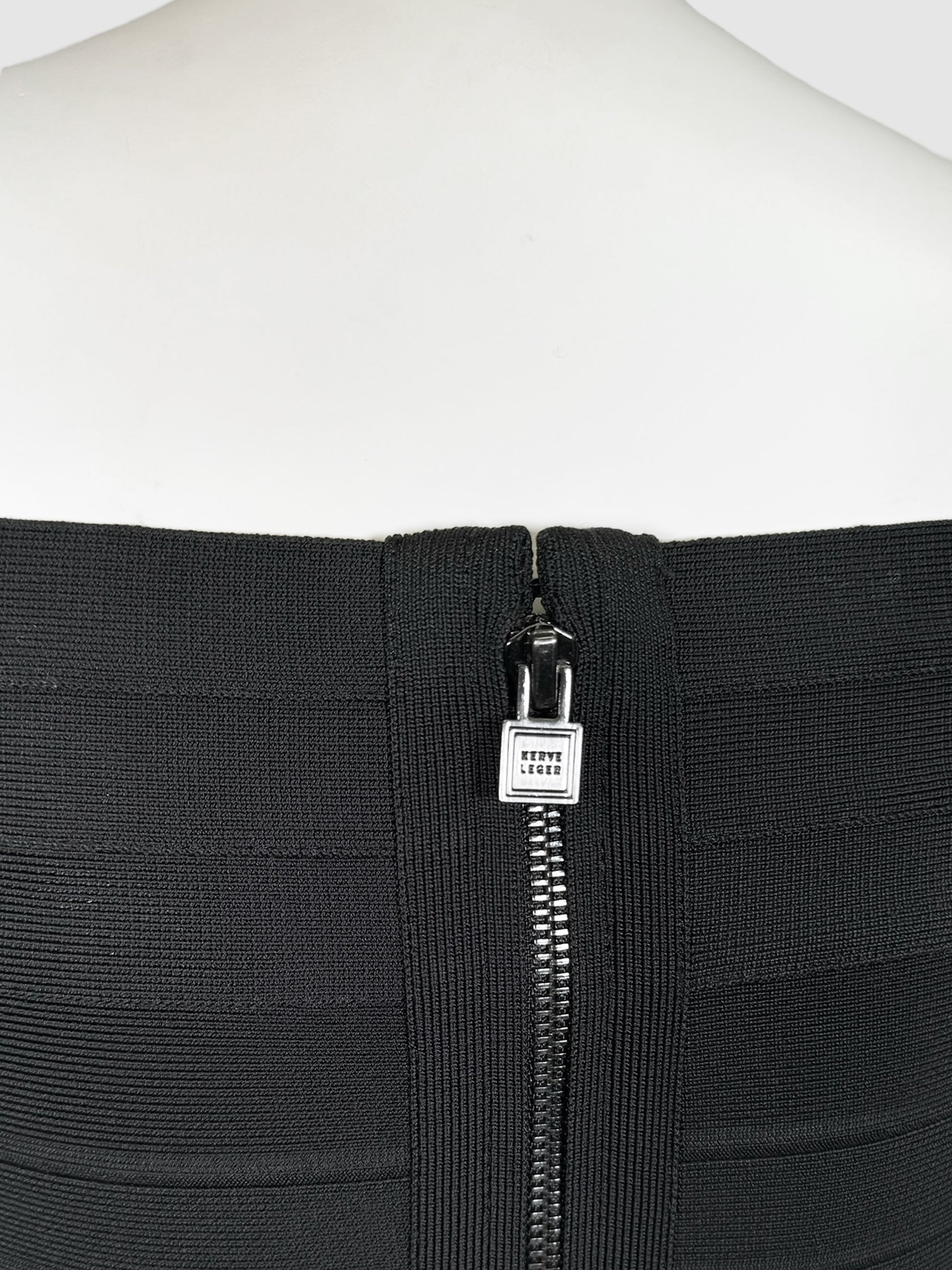 Hervé Léger Ribbed Off-the-Shoulder Top - Size S