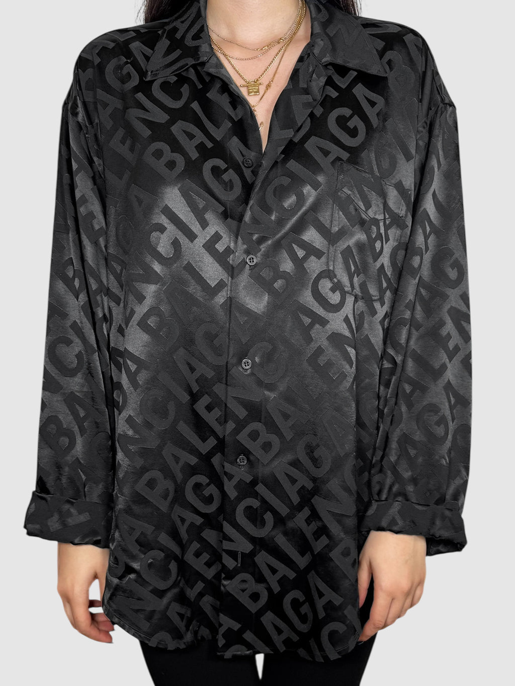 2022 Logo Button-Up Top