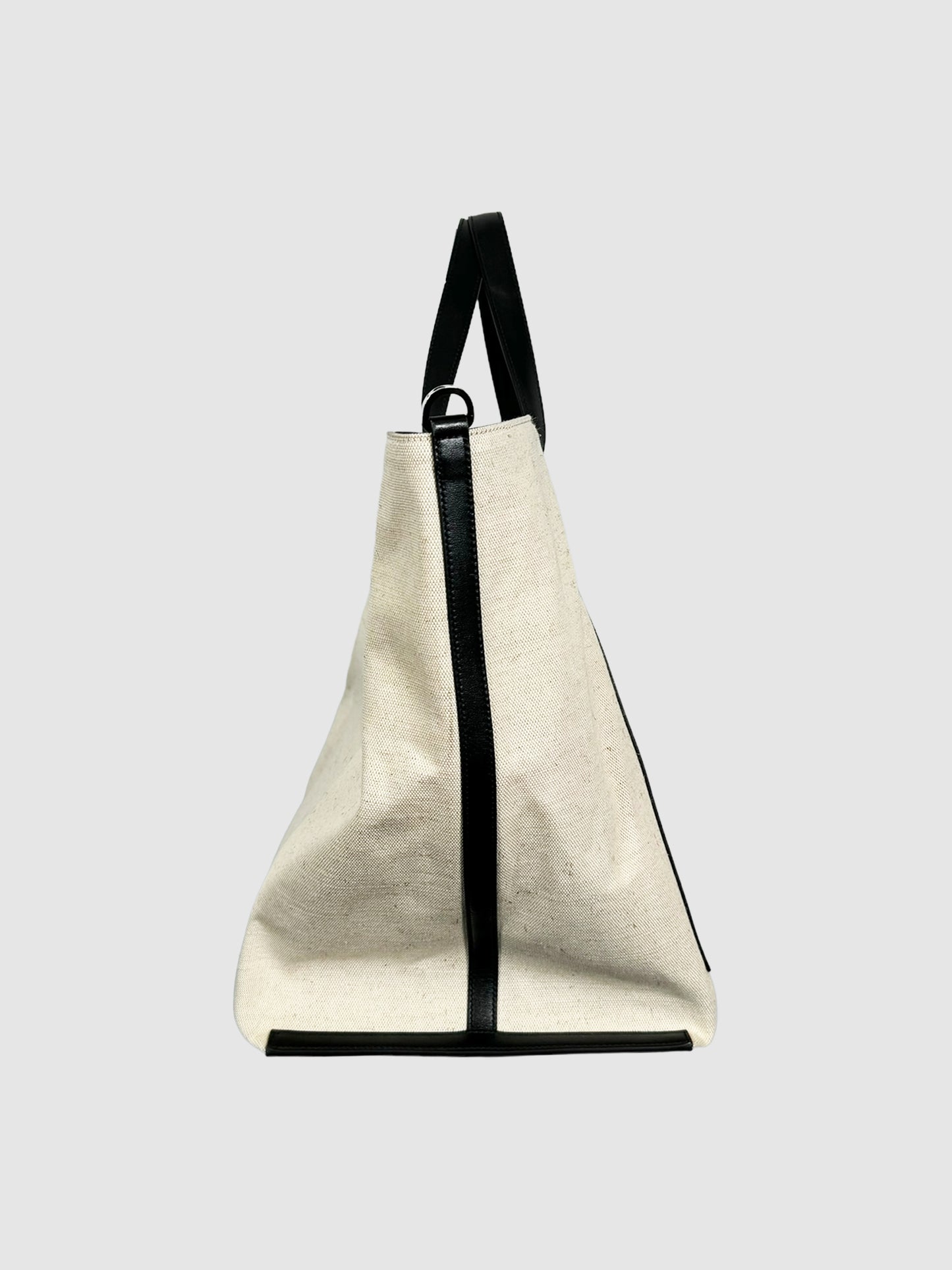 Wander Square Tote Bag