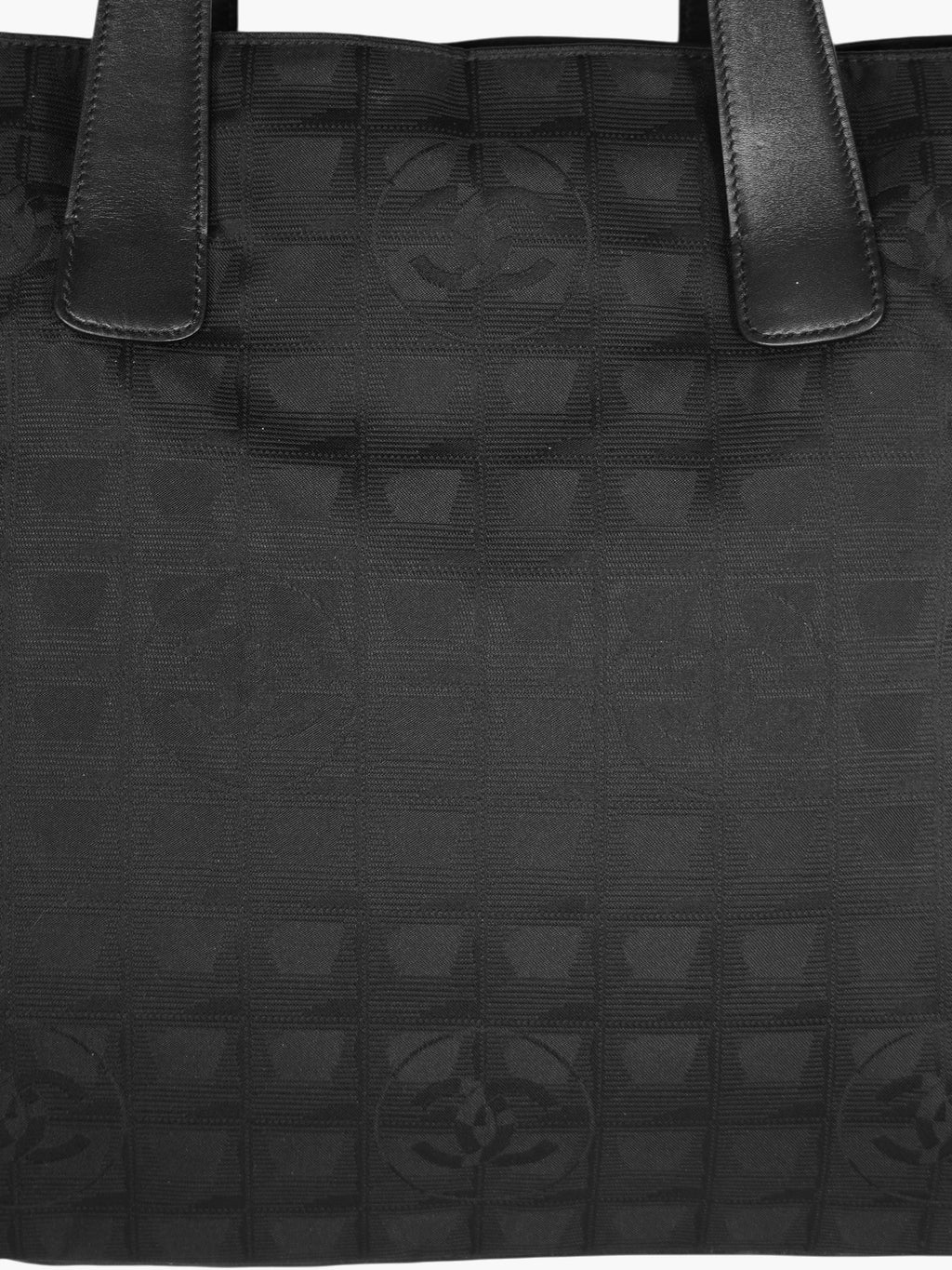 Travel Line Tote