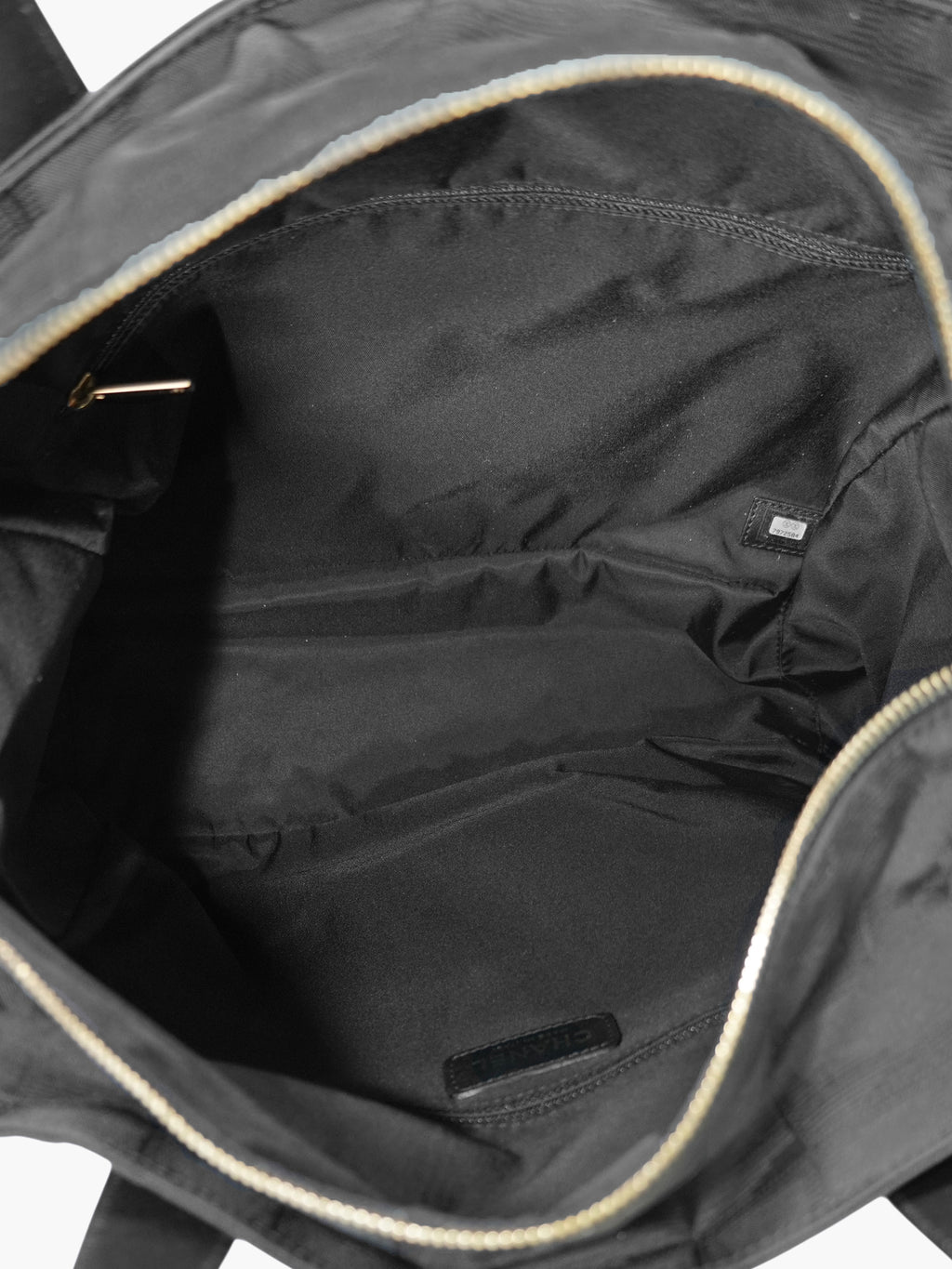 Travel Line Tote
