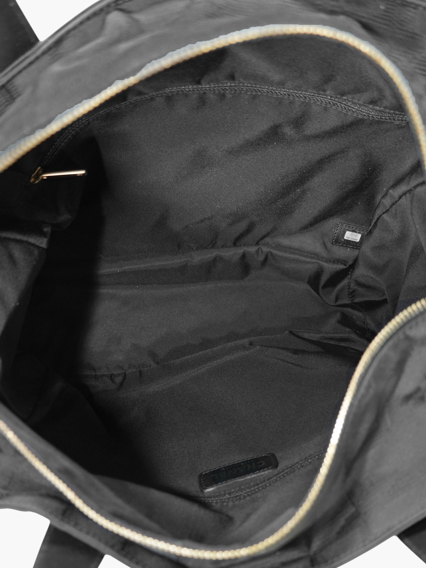 Travel Line Tote