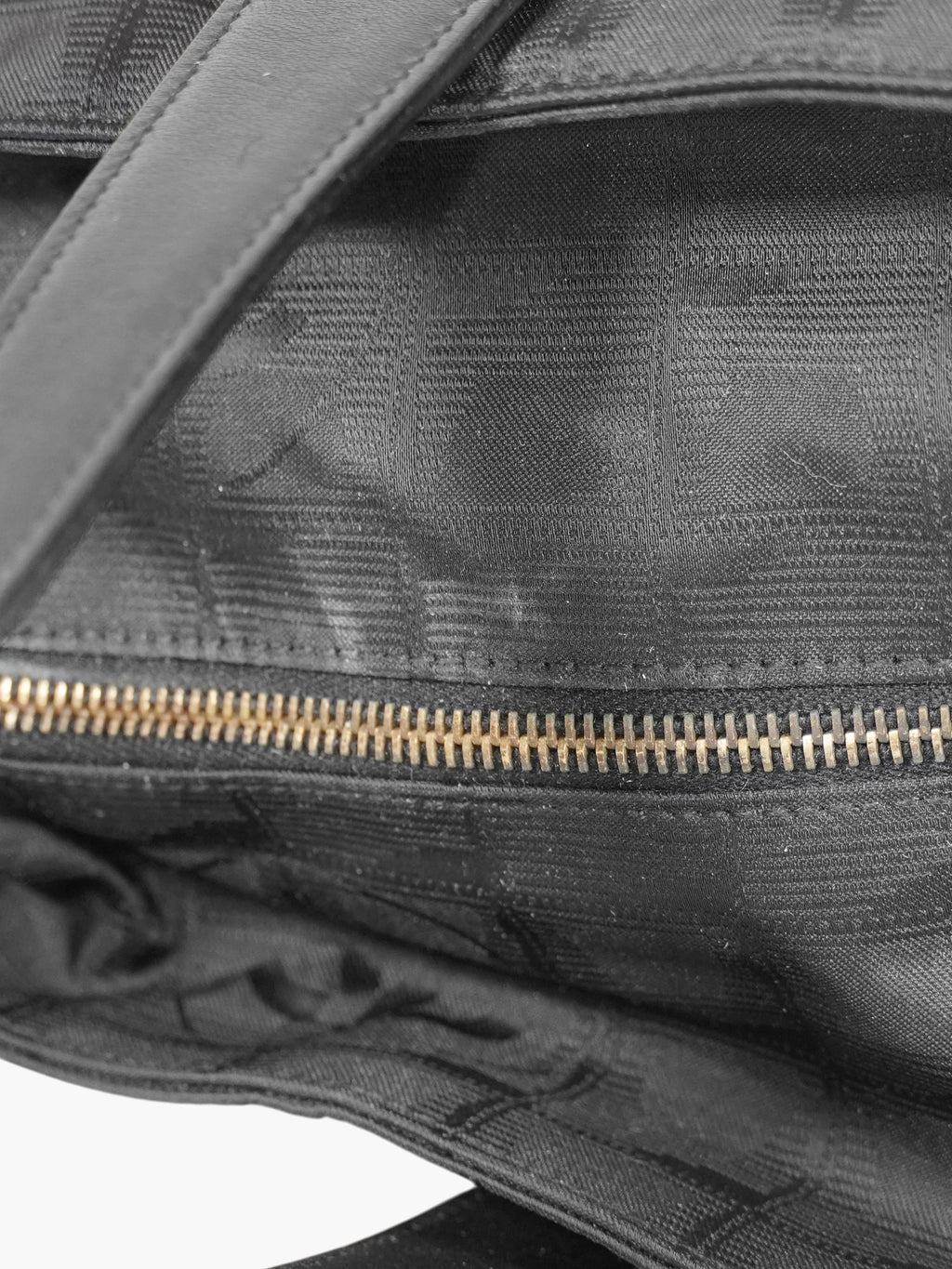 Travel Line Tote