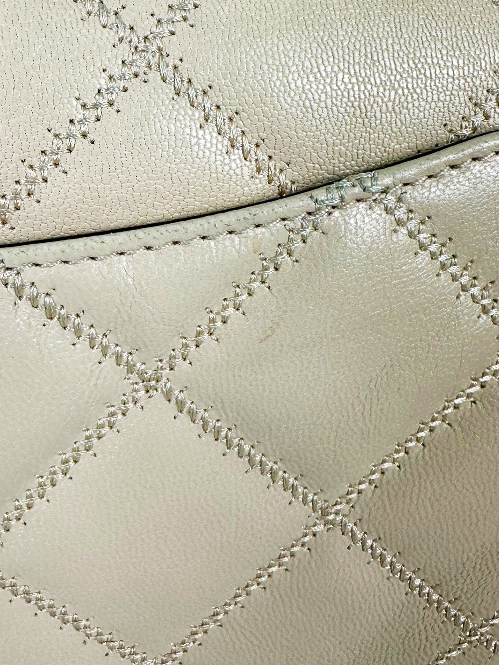 Quilted Willa Wallet on Chain