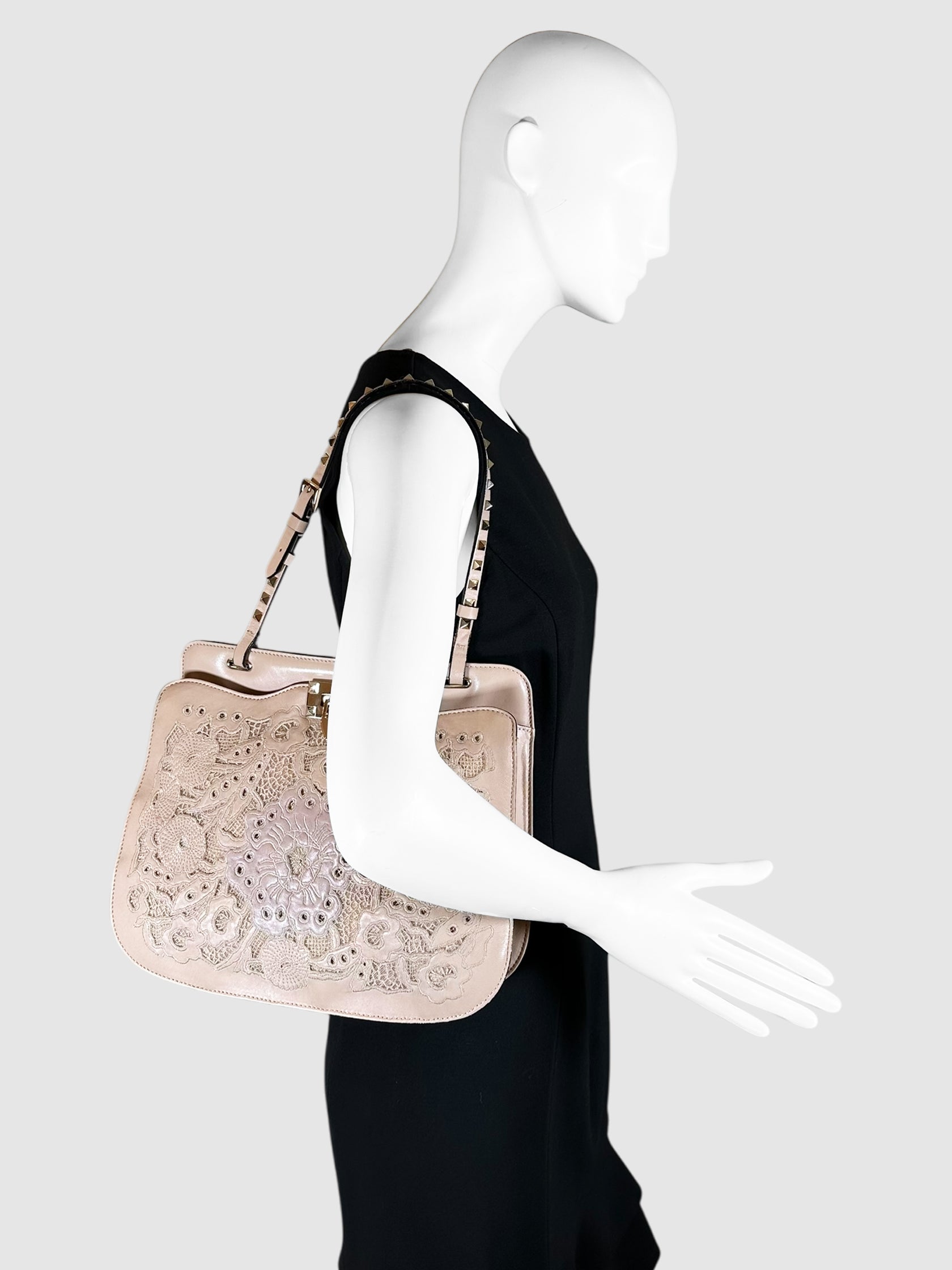 Rockstud Flip-Lock Lace Shoulder Bag